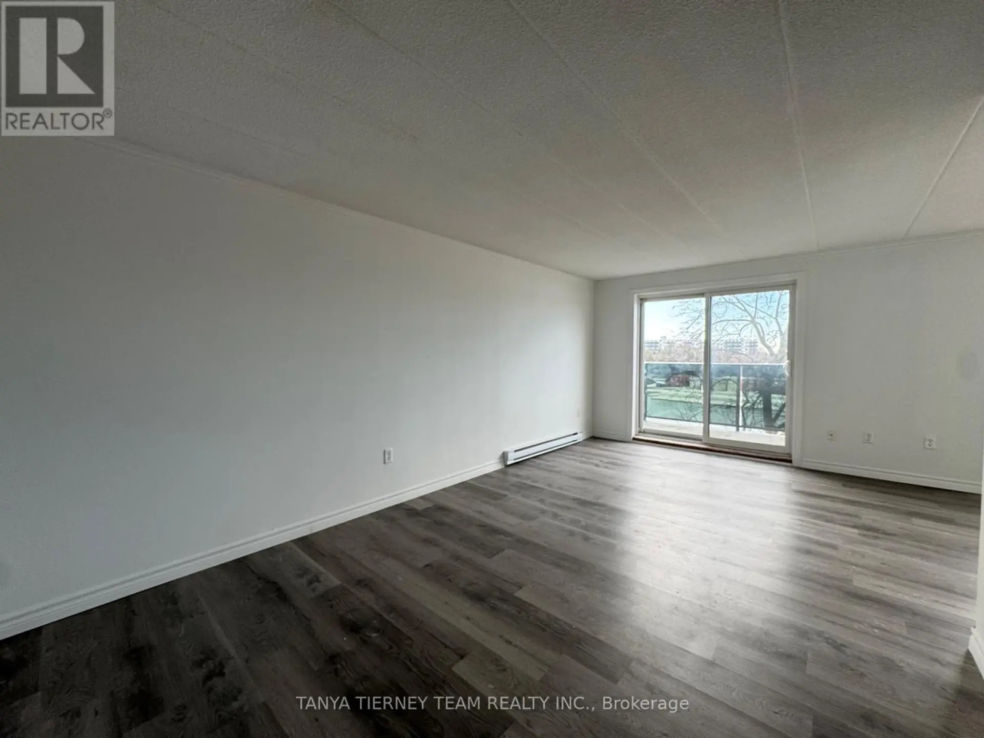 #48 43 TAUNTON ROAD - Image 7