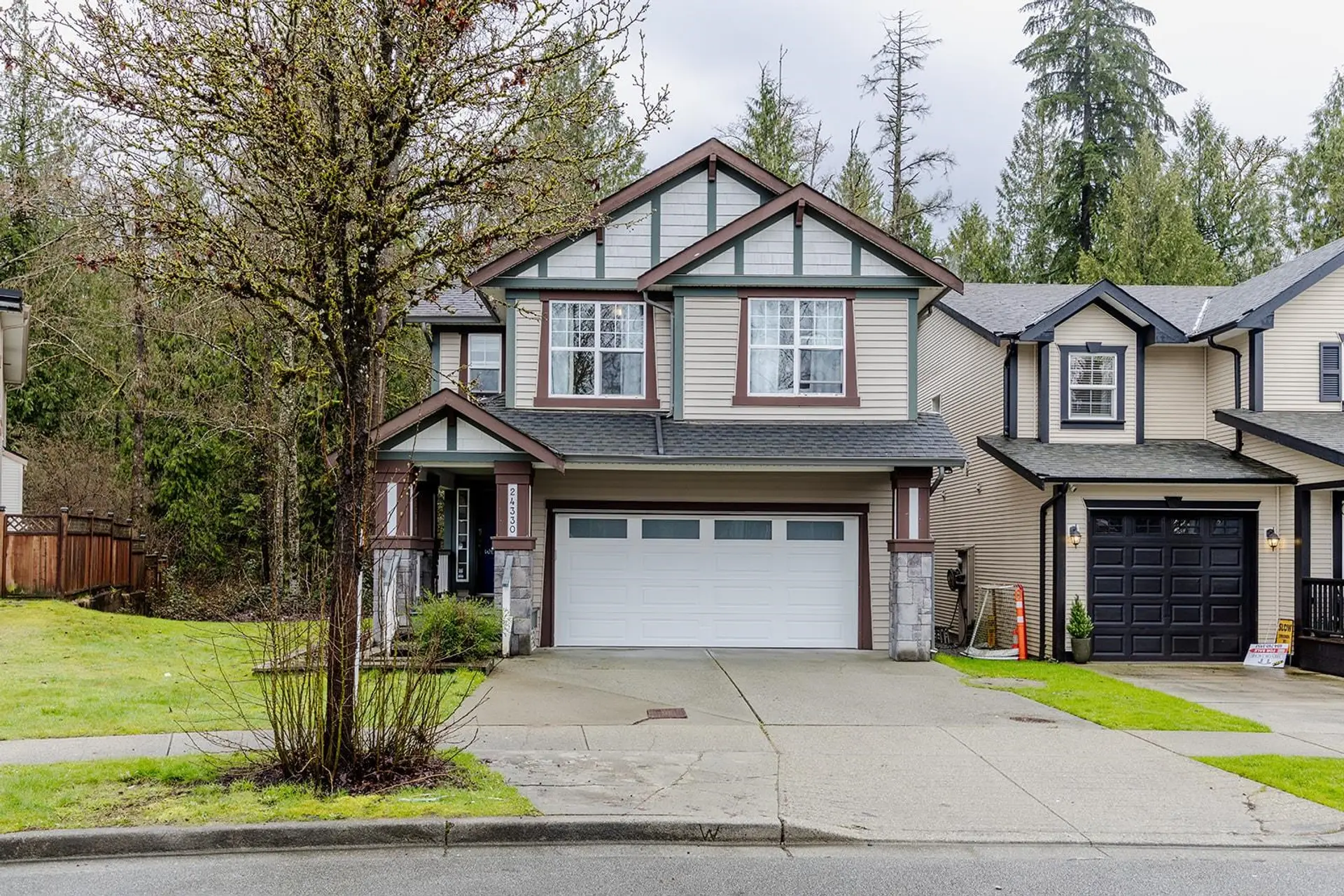 Property at 24330 100b Avenue, Maple Ridge, BC