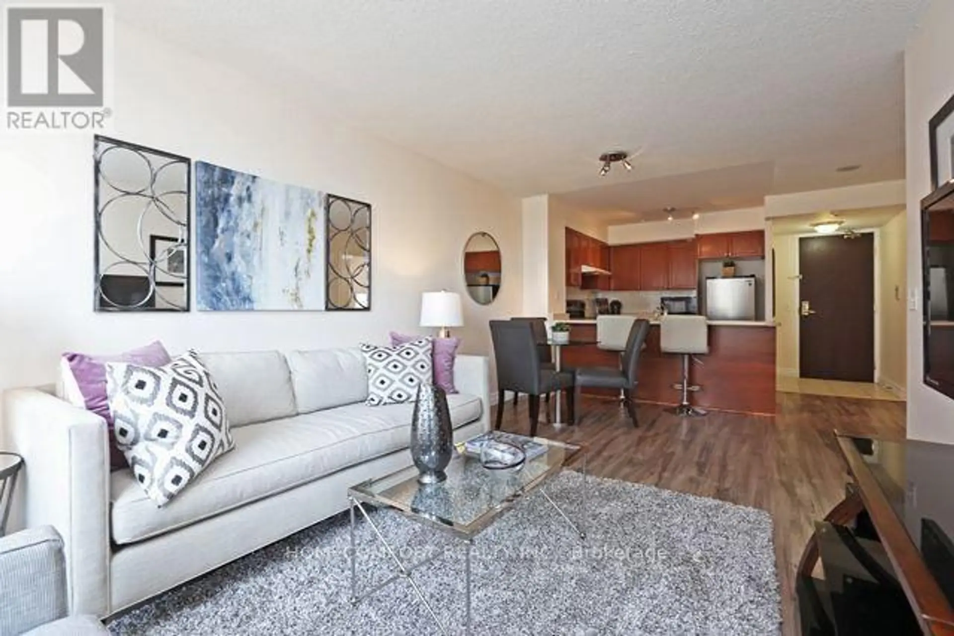 #312 18 PARKVIEW AVENUE - Image 7