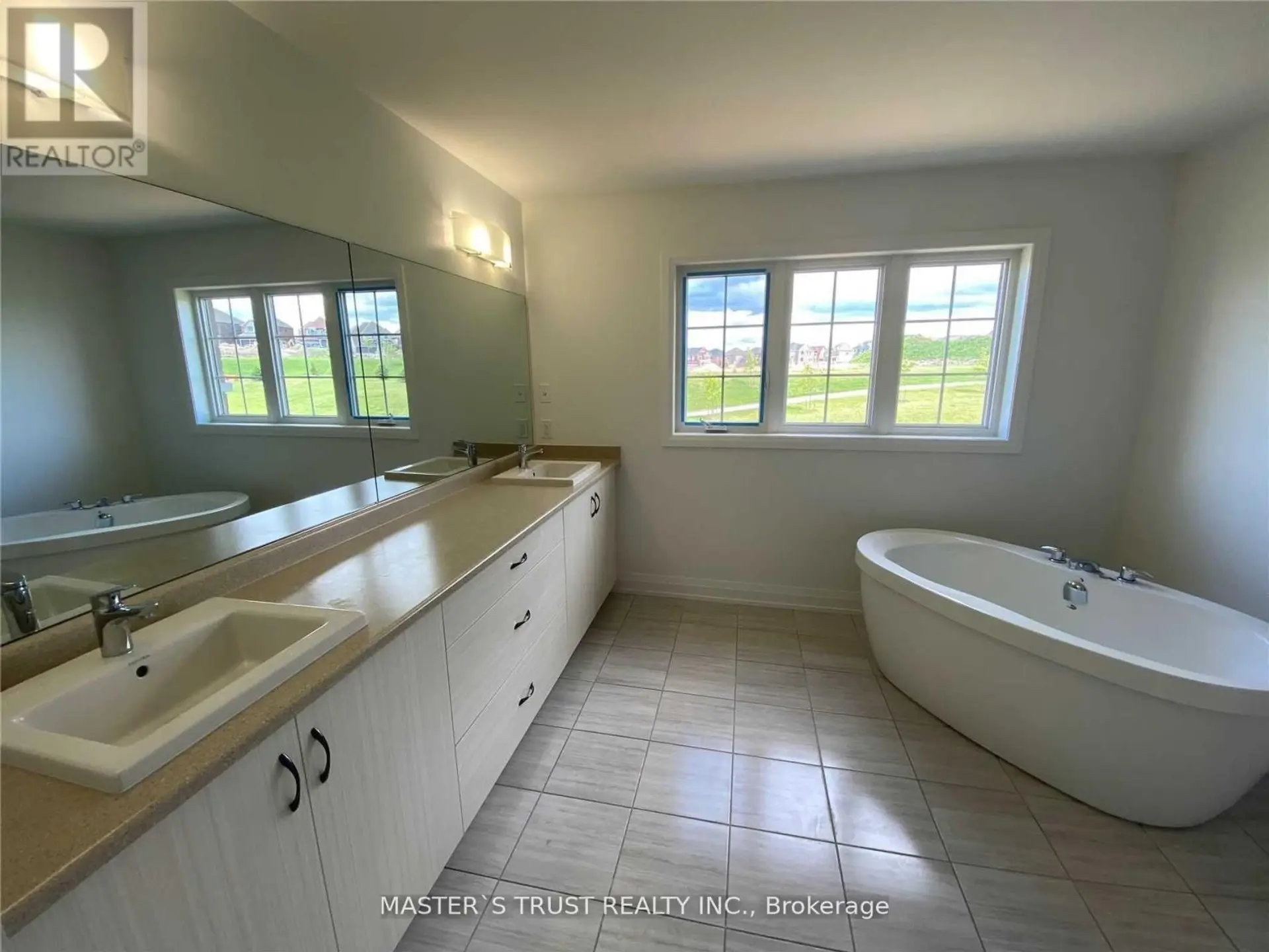 102 FRANK KELLY DRIVE - Image 10