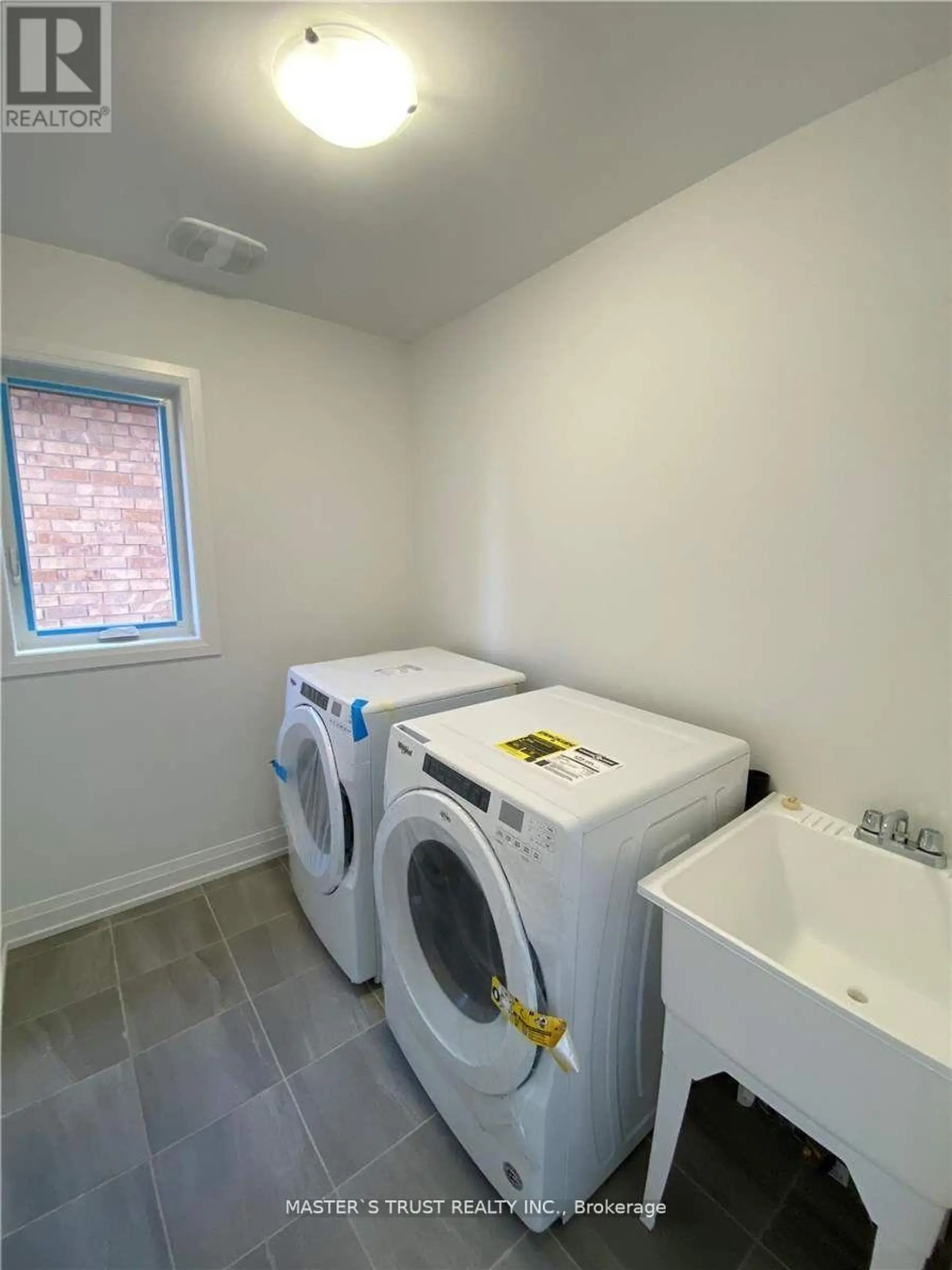 102 FRANK KELLY DRIVE - Image 7