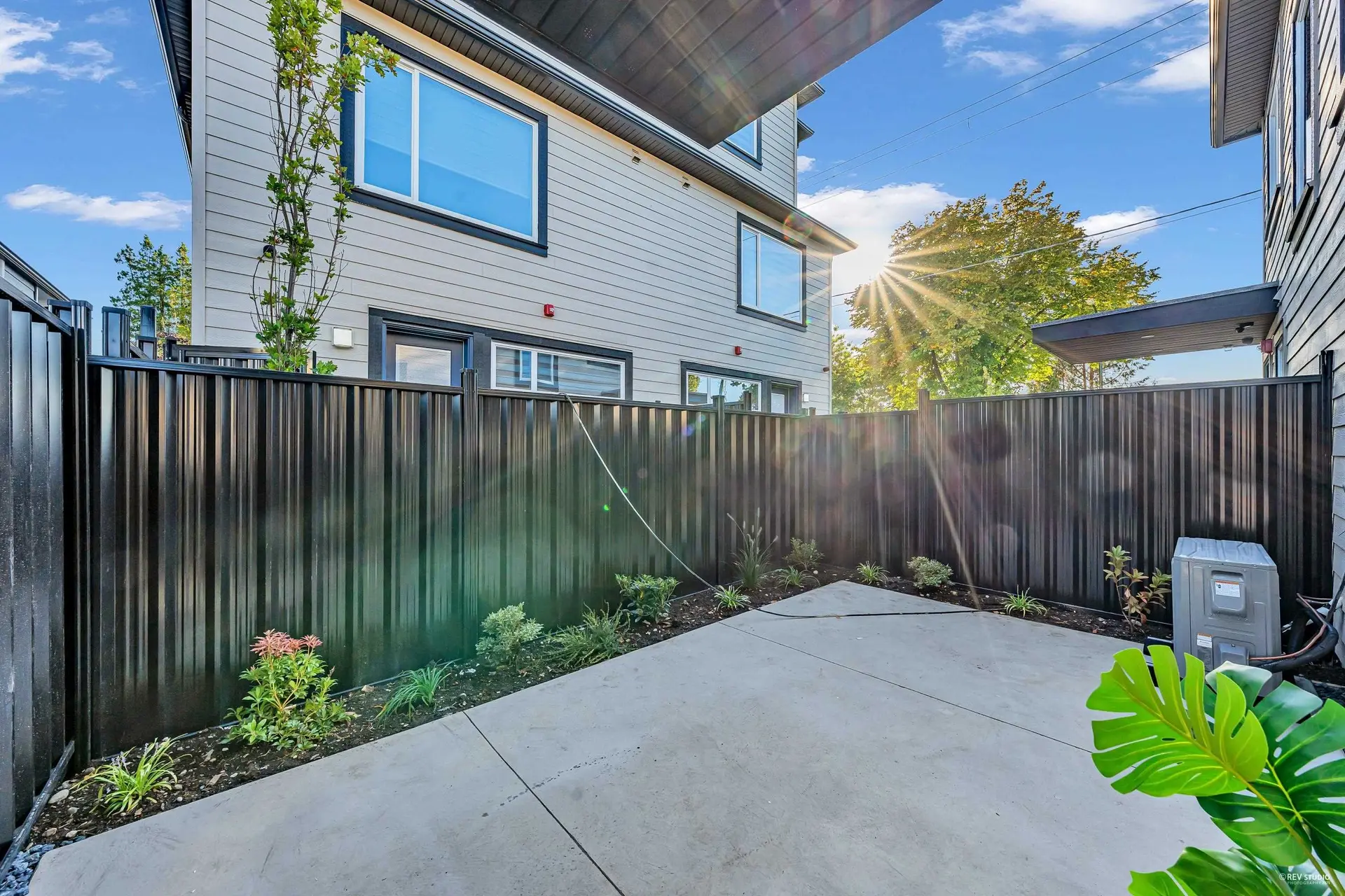 #2 2703 E 3rd Avenue - Image 18