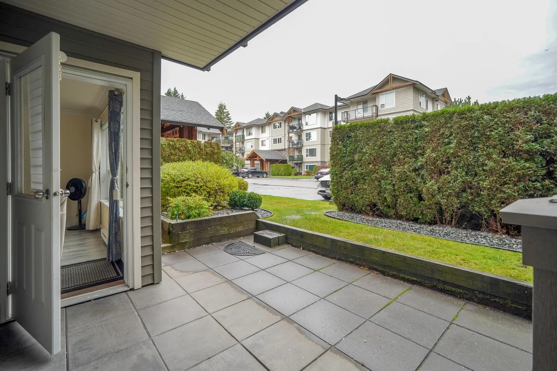 #101 2955 Diamond Crescent - Image 18
