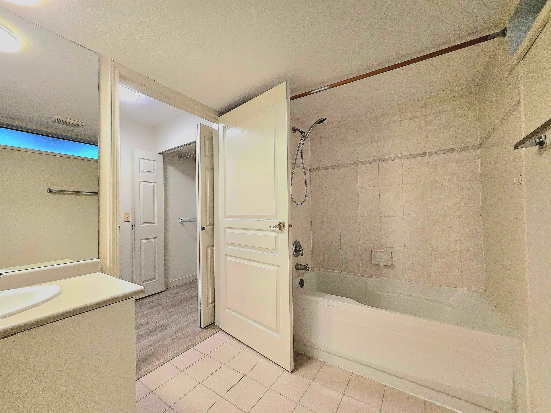 #103B 7025 Stride Avenue - Image 12