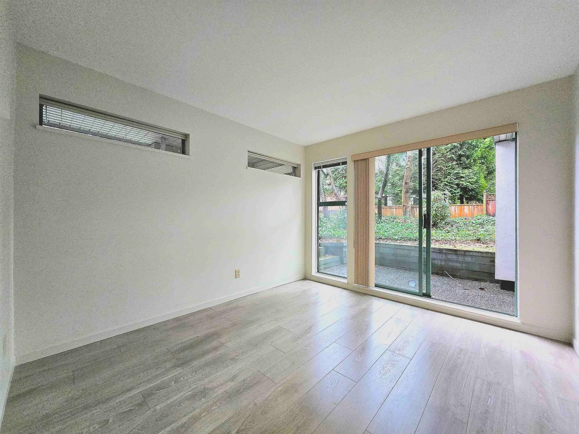 #103B 7025 Stride Avenue - Image 10
