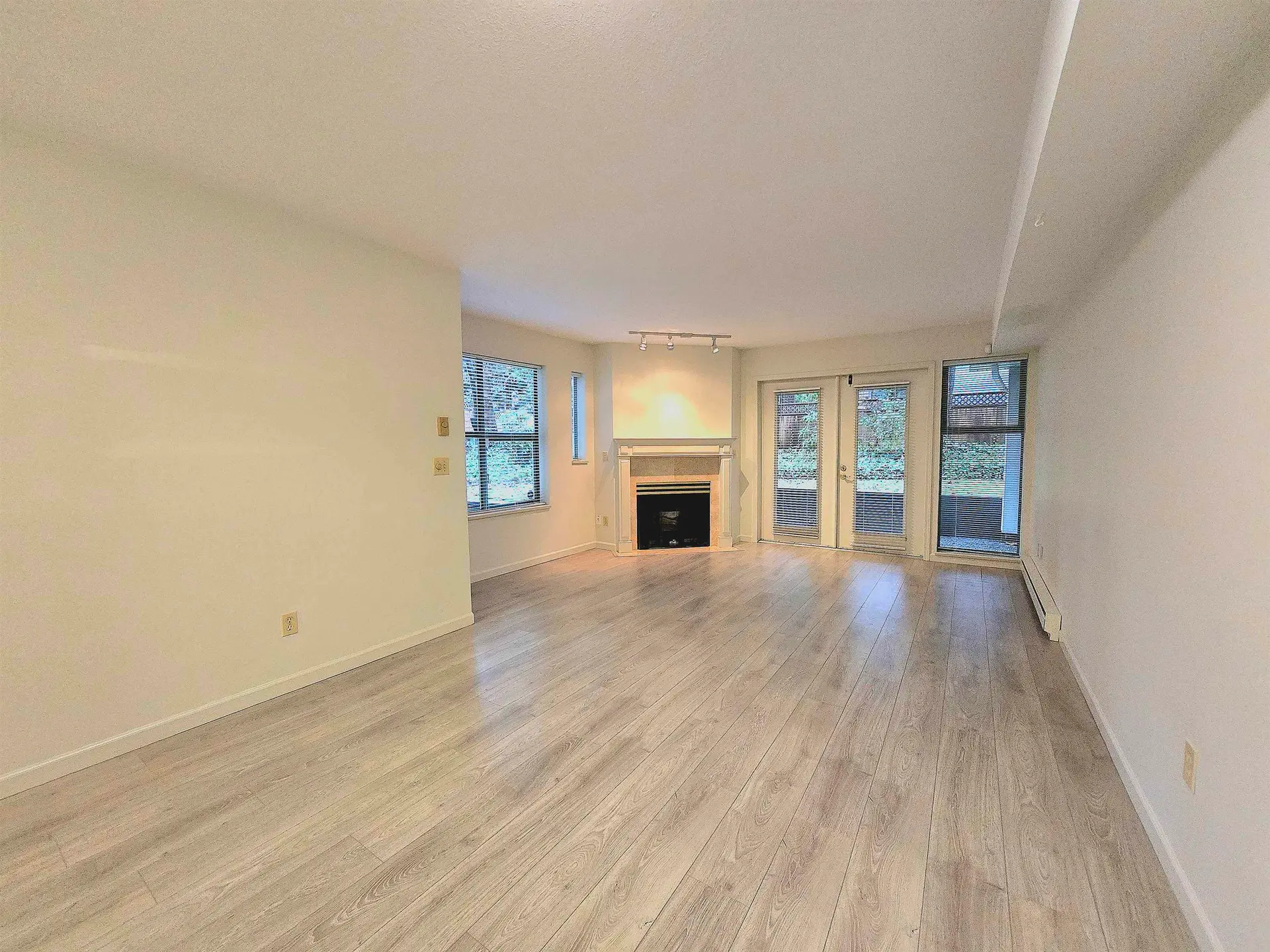 #103B 7025 Stride Avenue - Image 8
