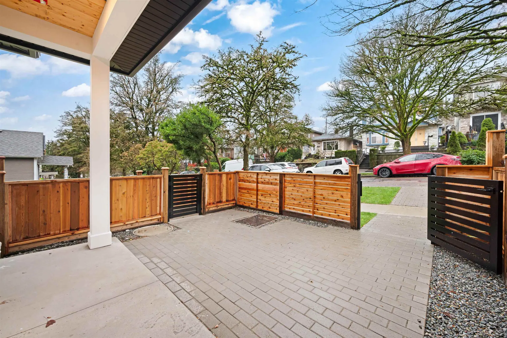 #4 5554 Culloden Street - Image 2