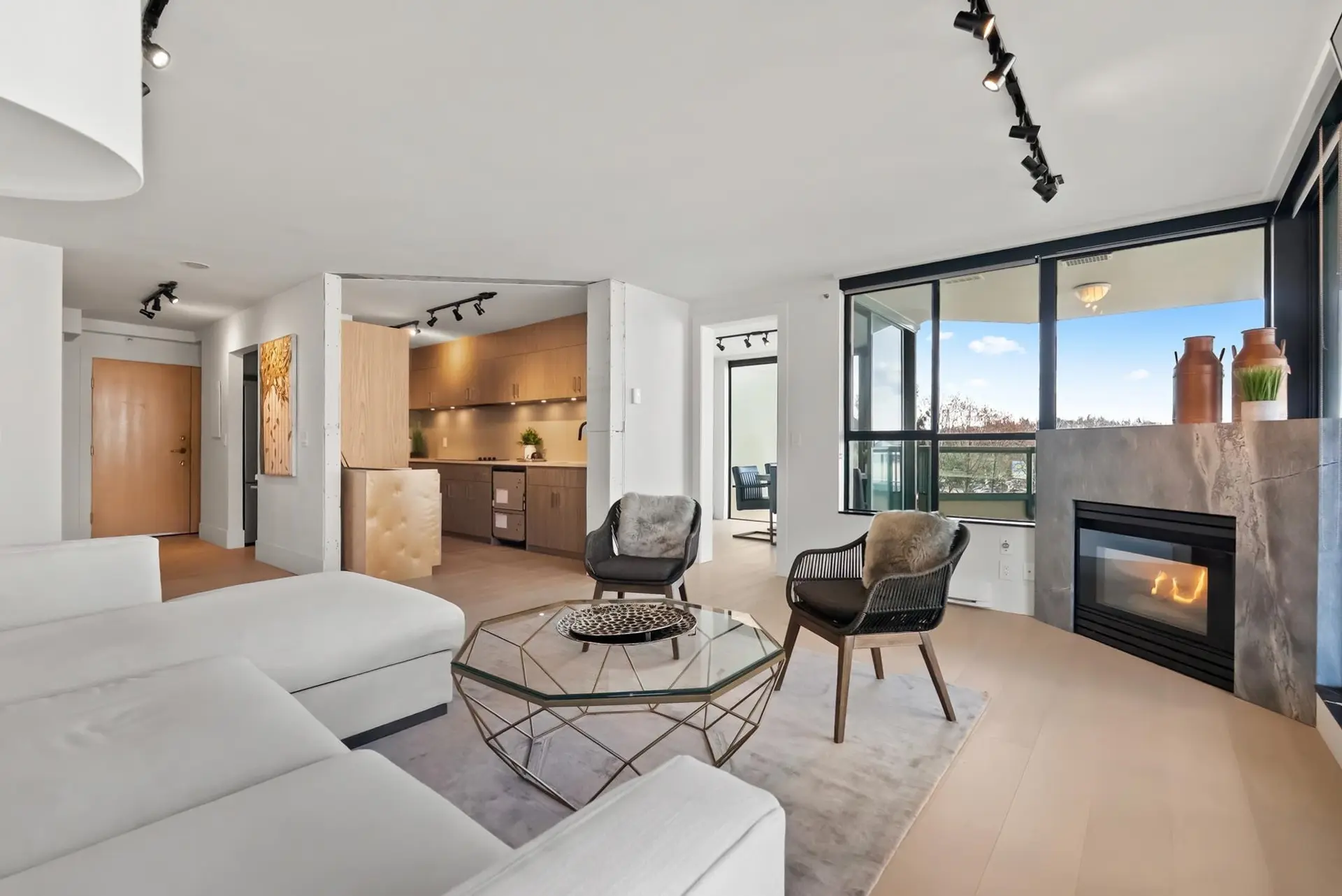 Property at #6D 328 Taylor Way, West Vancouver, BC