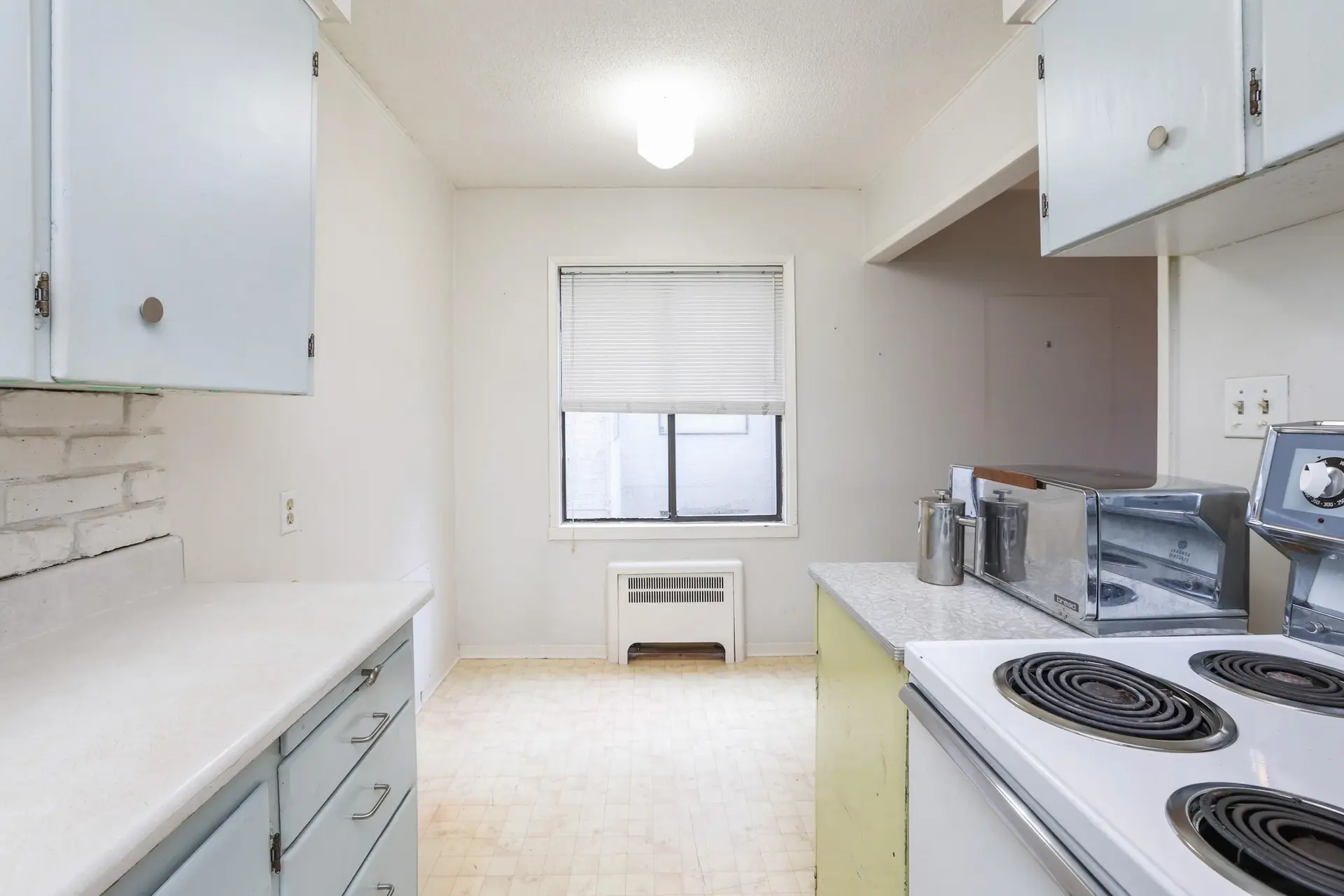 #201 2880 Oak Street - Image 11