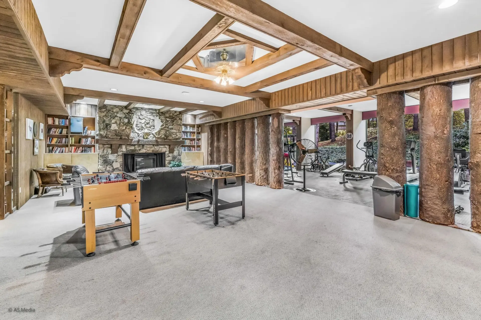 #2206 3771 Bartlett Court - Image 15