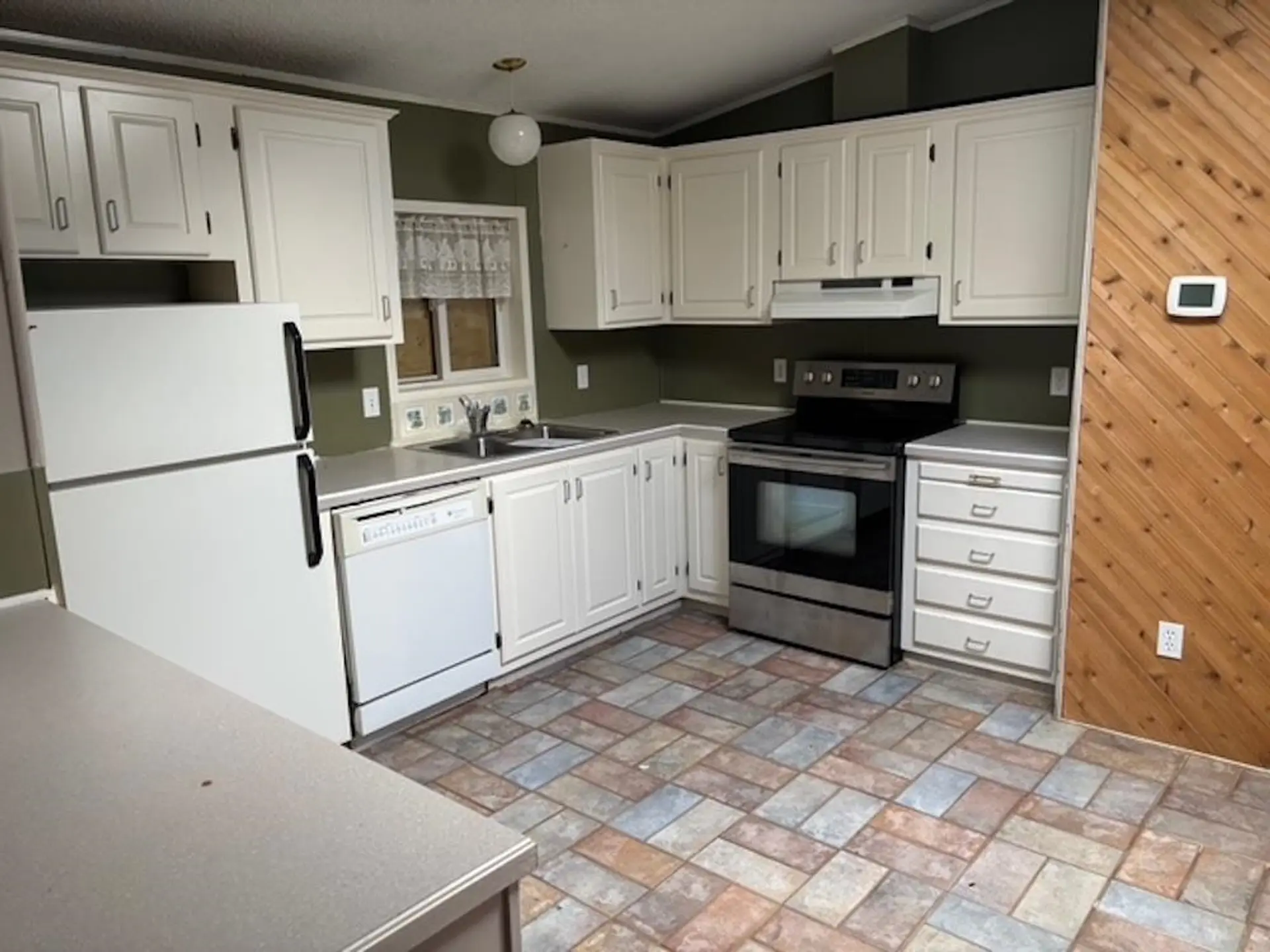 48793 Chaumox Road - Image 3