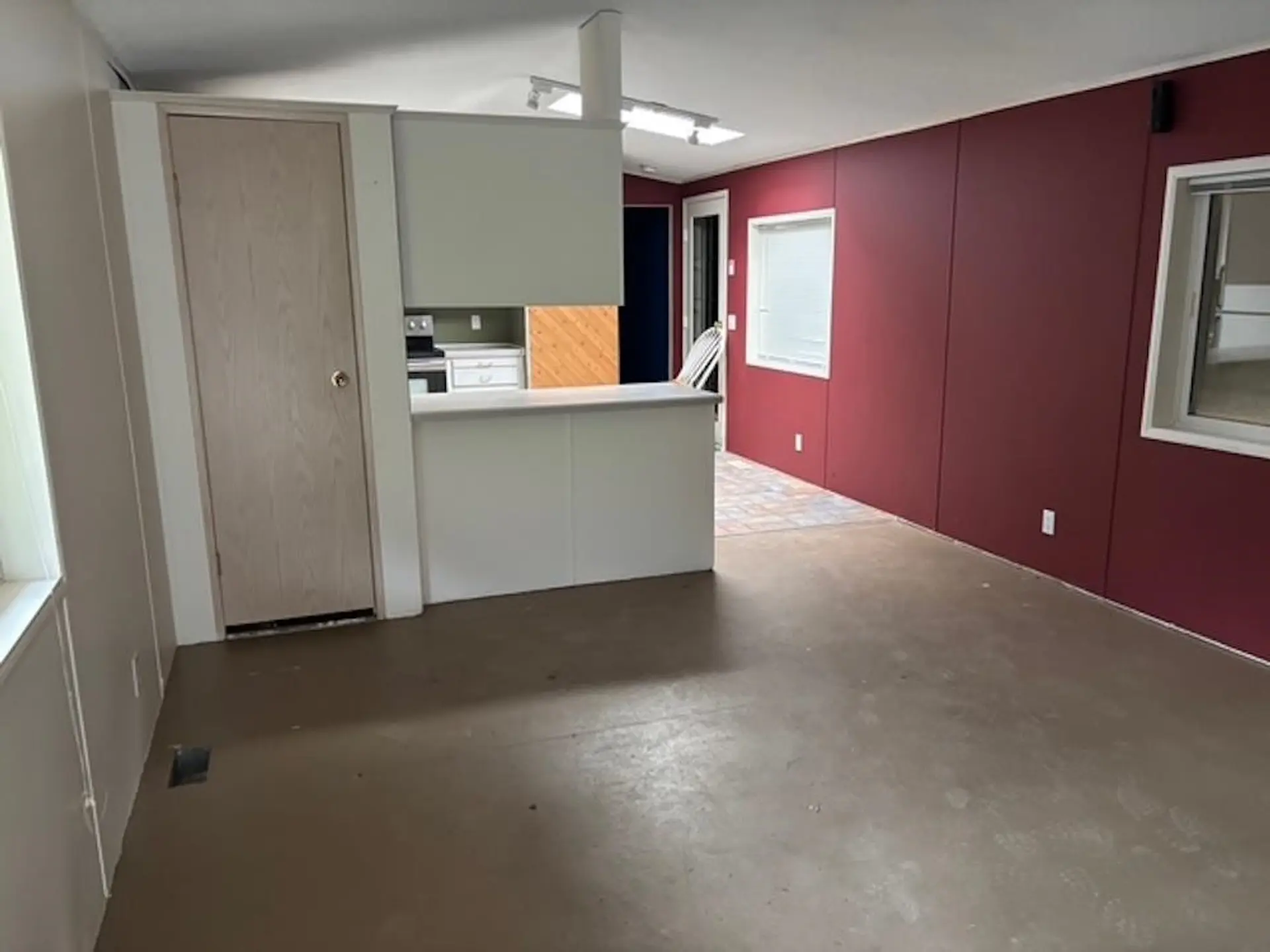 48793 Chaumox Road - Image 4