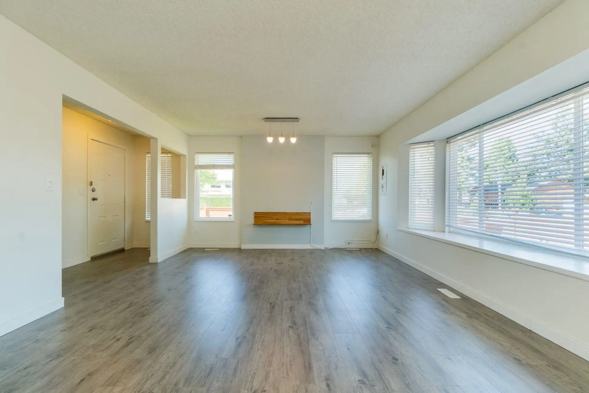 15592 100 Avenue - Image 5
