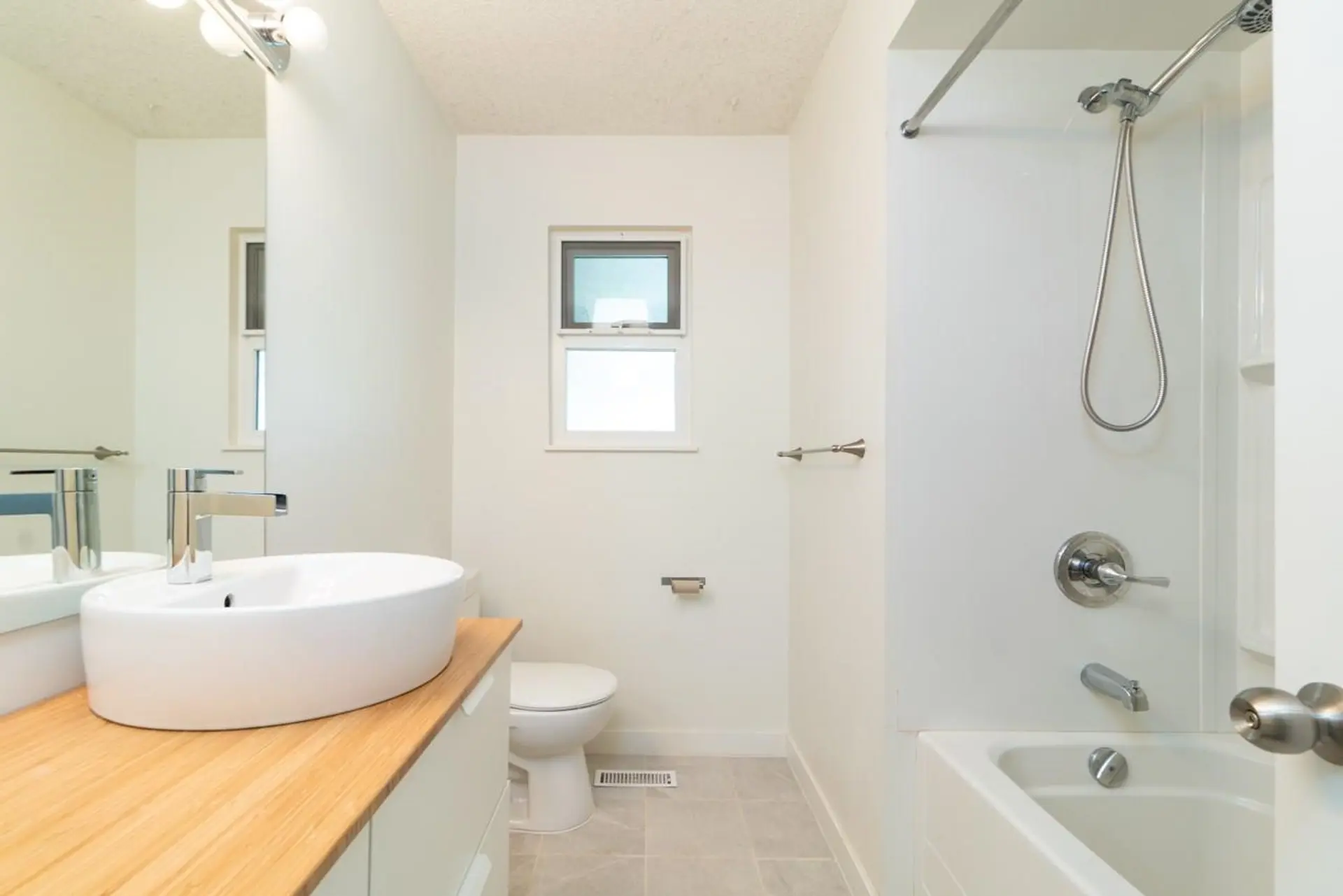 15592 100 Avenue - Image 8