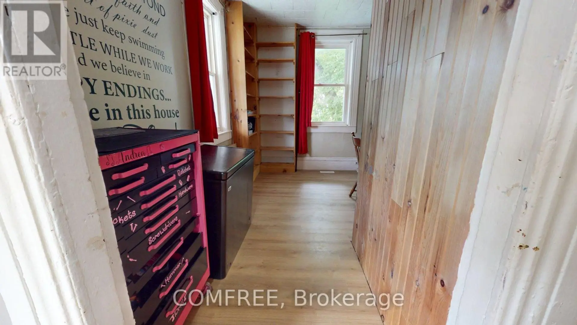 41 MAIN STREET - Image 10