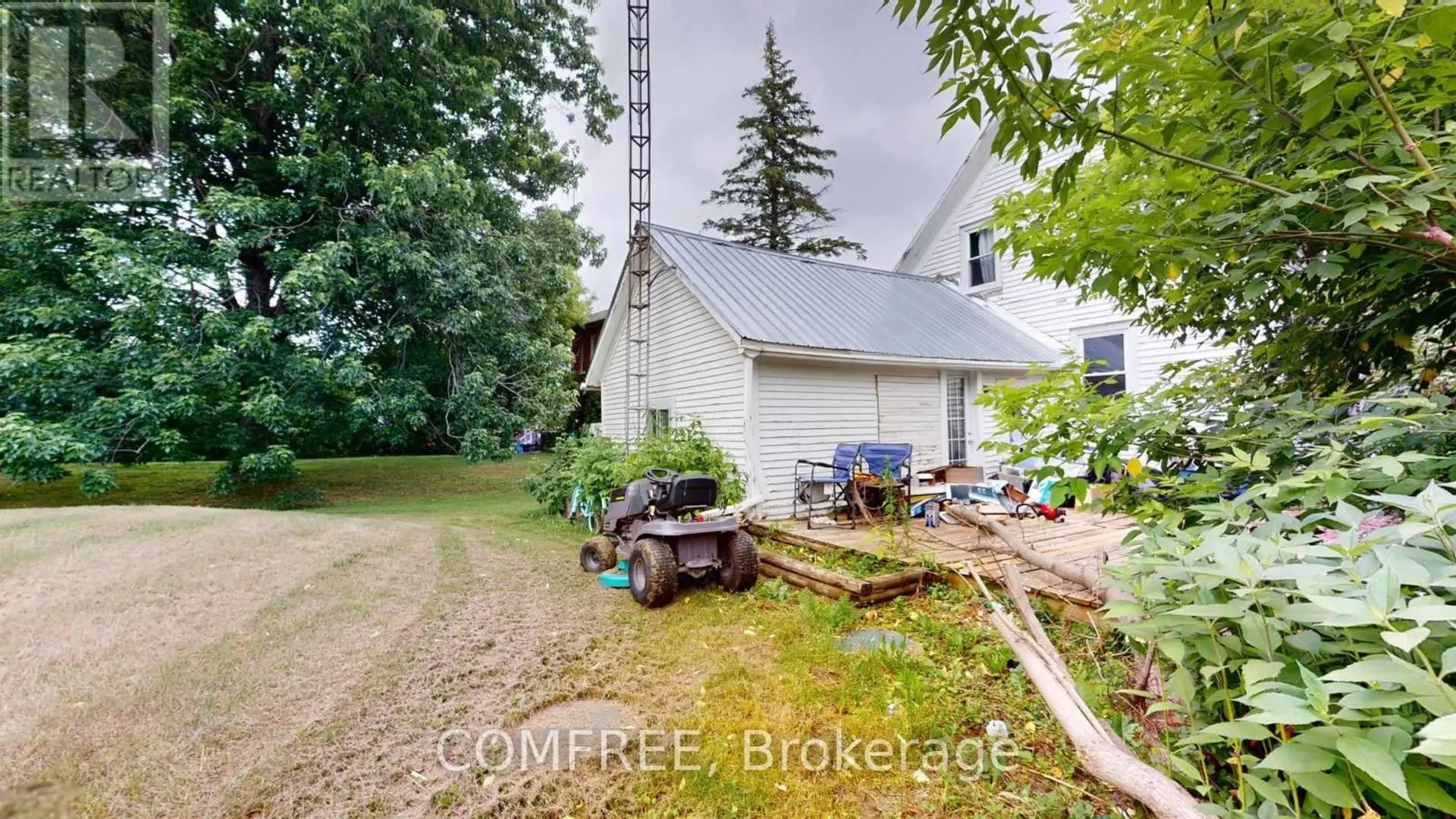 41 MAIN STREET - Image 16