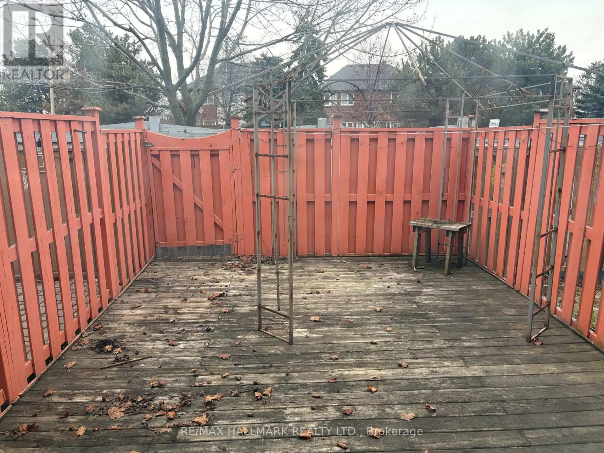 138 SPADINA ROAD - Image 11