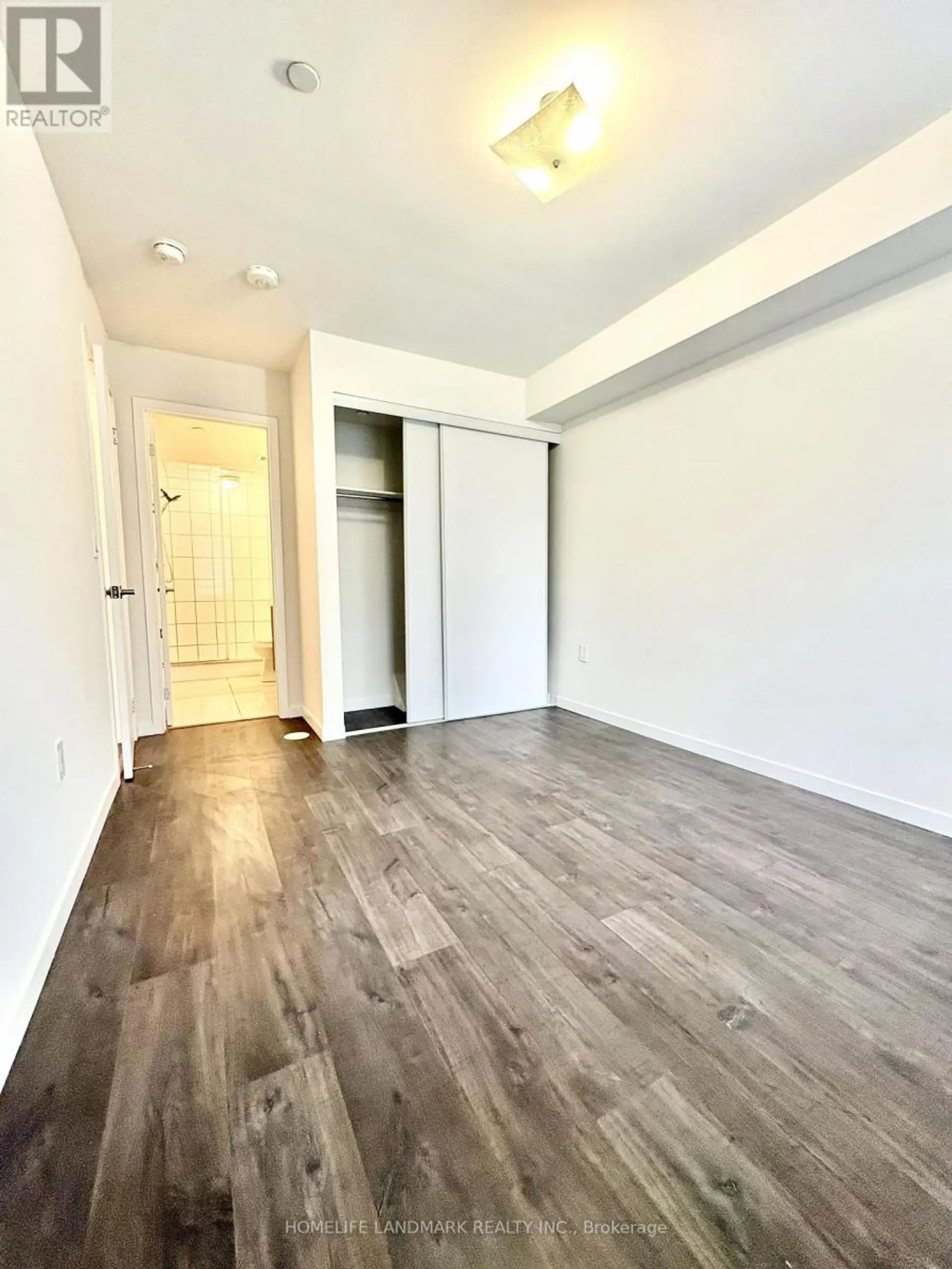 #83 400 ALEX GARDNER CIRCLE - Image 11