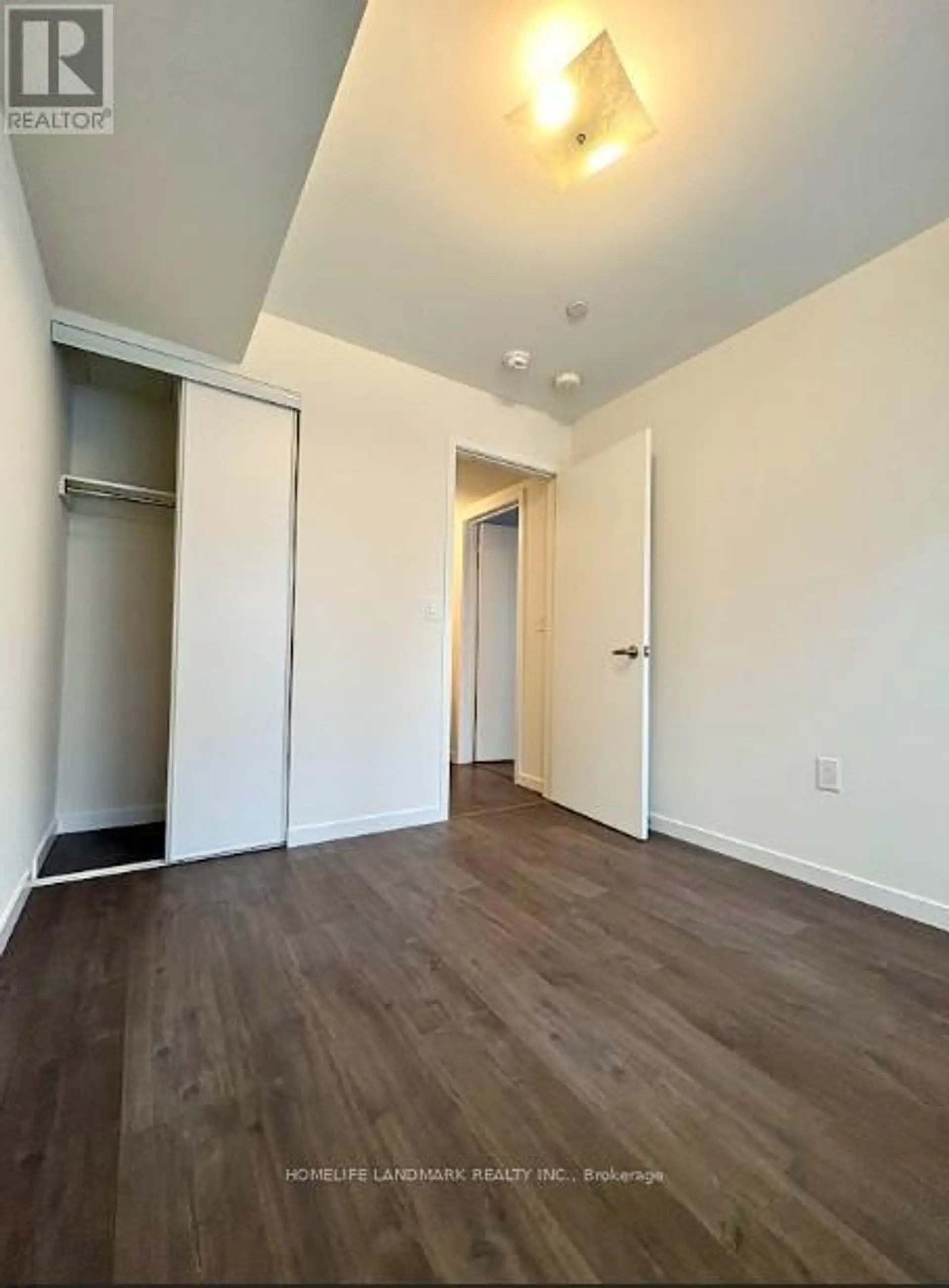 #83 400 ALEX GARDNER CIRCLE - Image 14