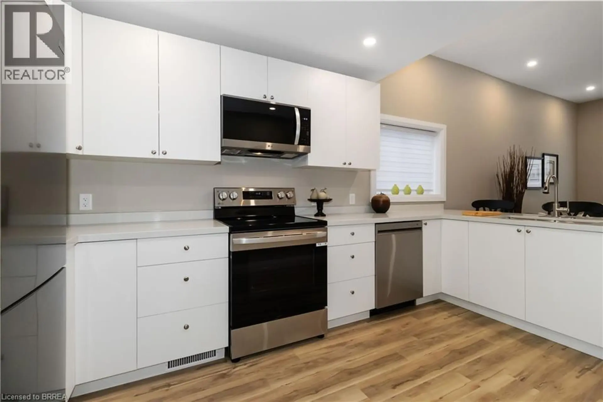 16 MT. PLEASANT Street - Image 2