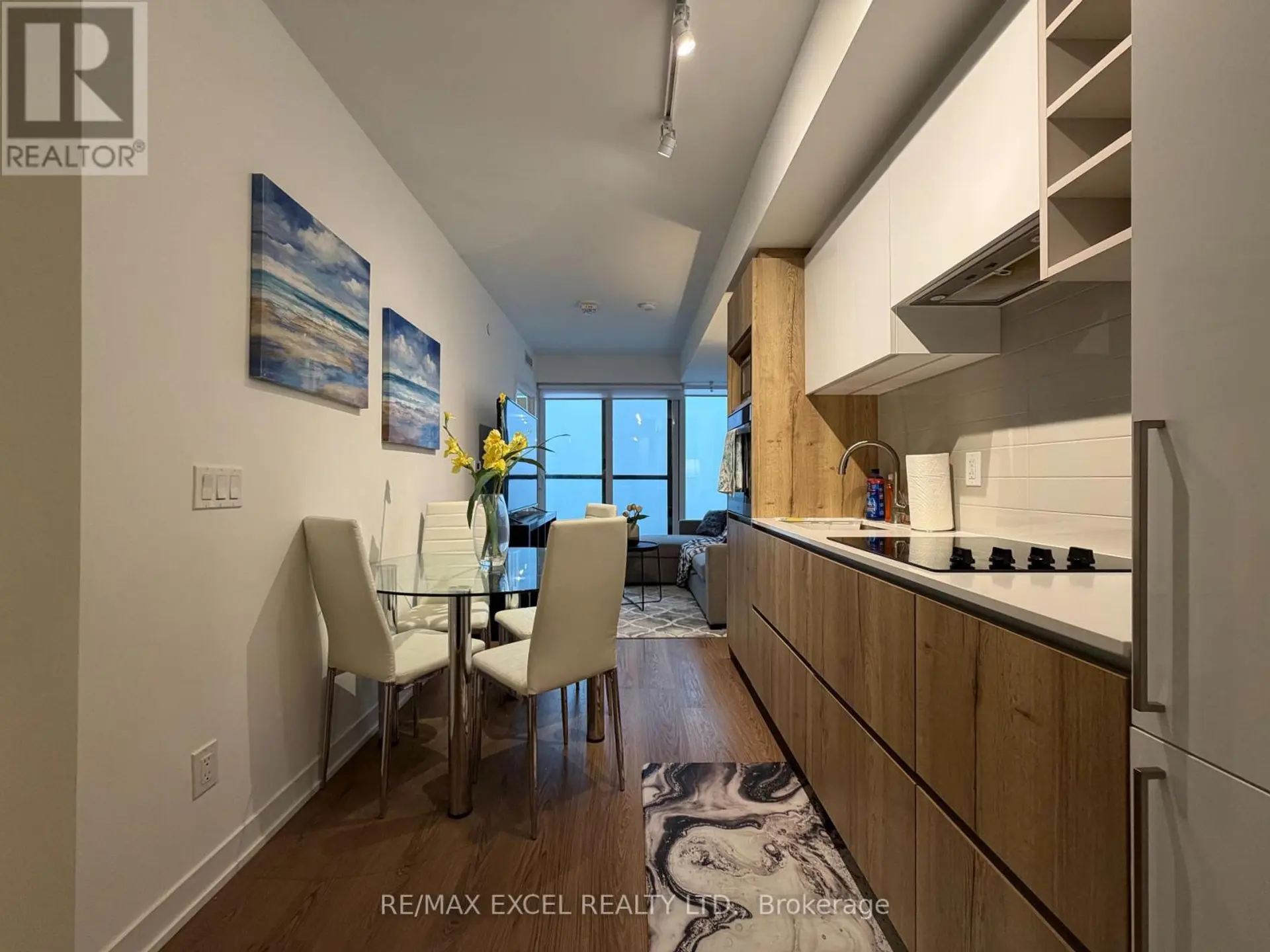 #4808 319 JARVIS STREET - Image 2