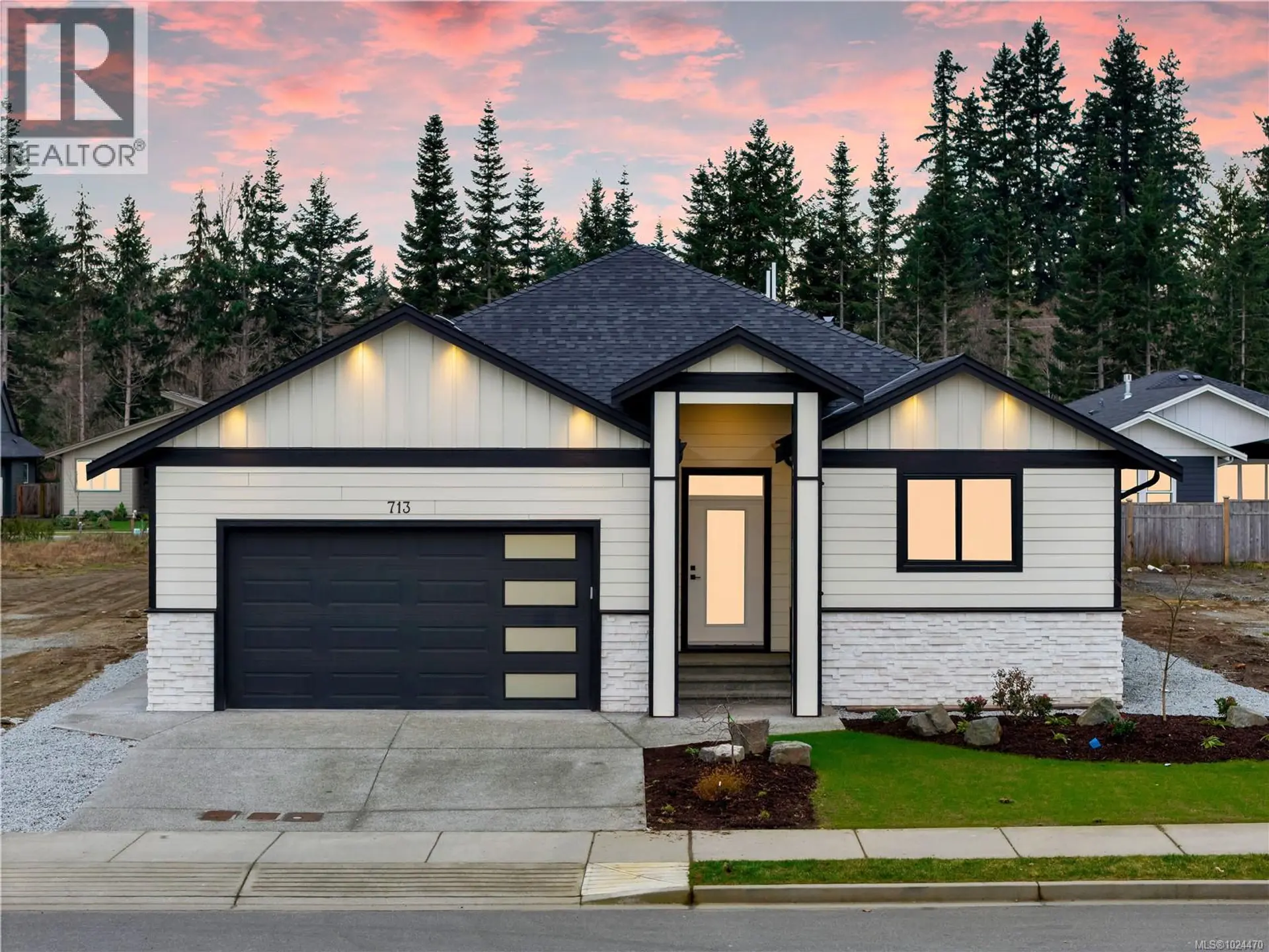Property at 713 Beaver Creek Blvd, Campbell River, BC