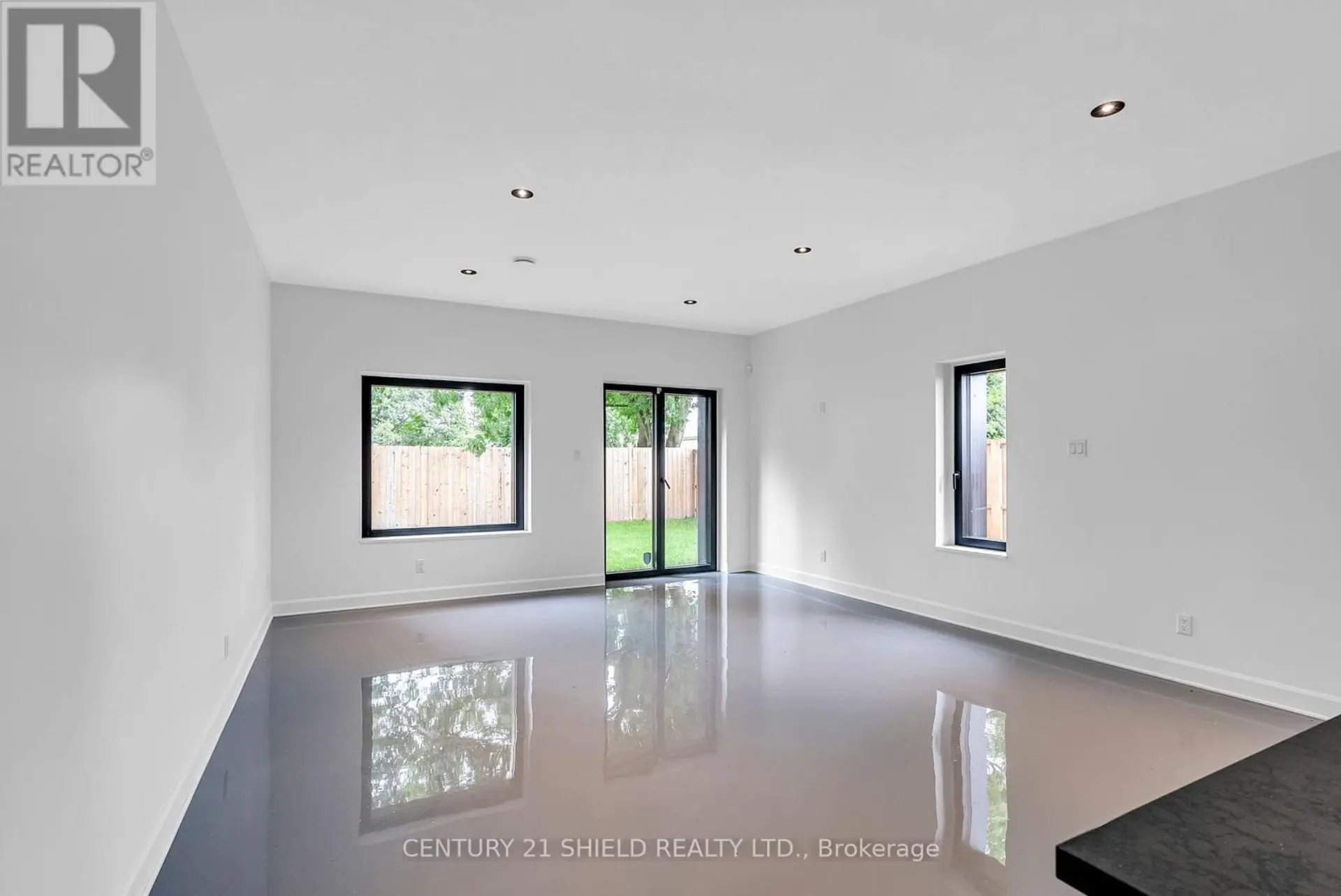 6645 GLEN WALTER PARK ROAD - Image 10