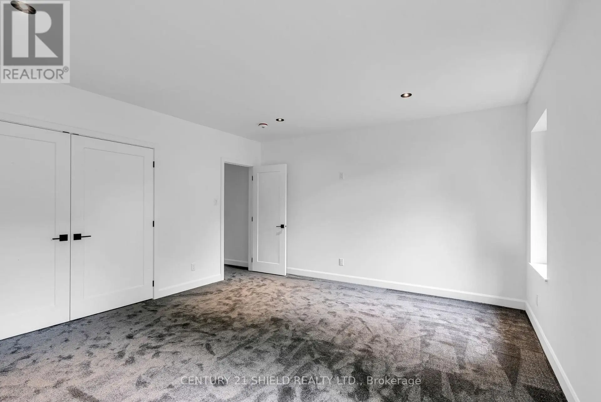 6645 GLEN WALTER PARK ROAD - Image 14