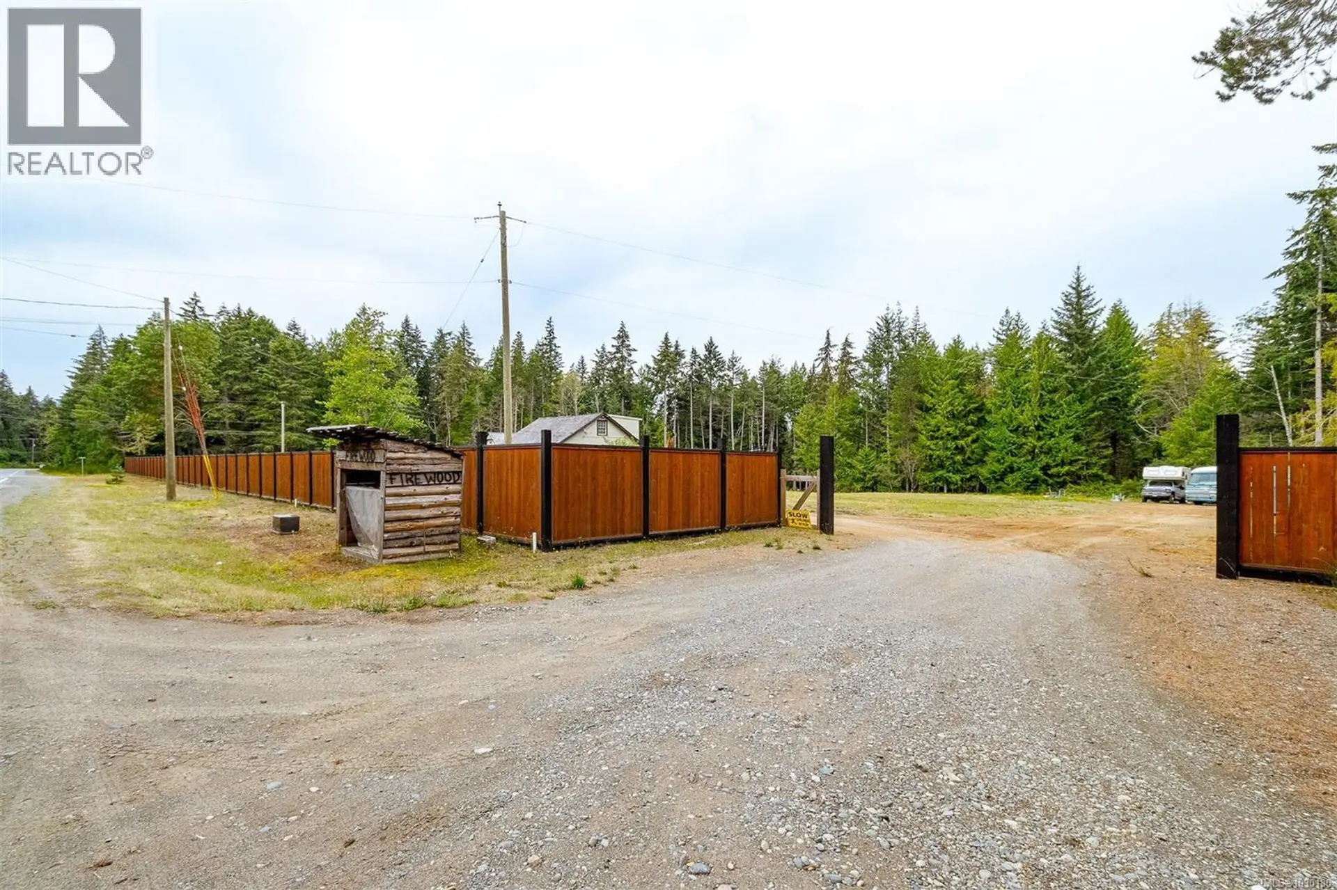 Property at 285 Polegate Rd, Qualicum Beach, BC