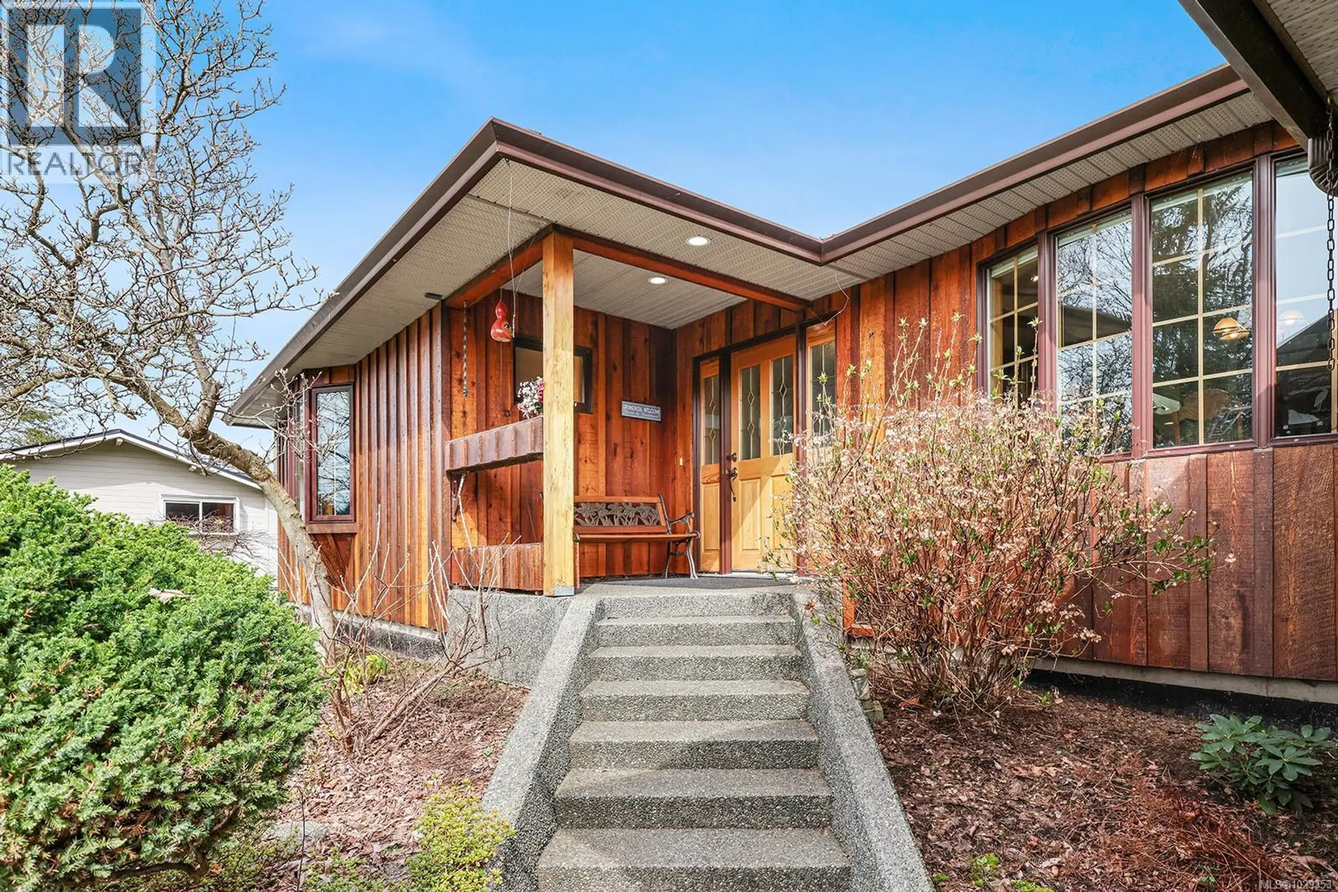 Property at 3882 Wavecrest Rd, Campbell River, BC