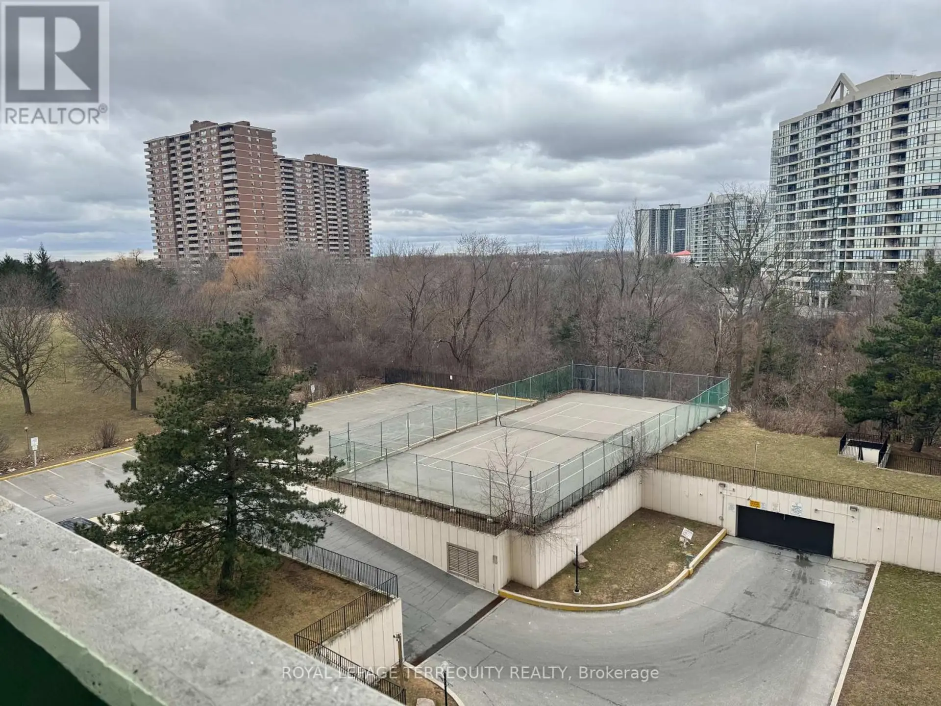#605 40 PANORAMA COURT - Image 14