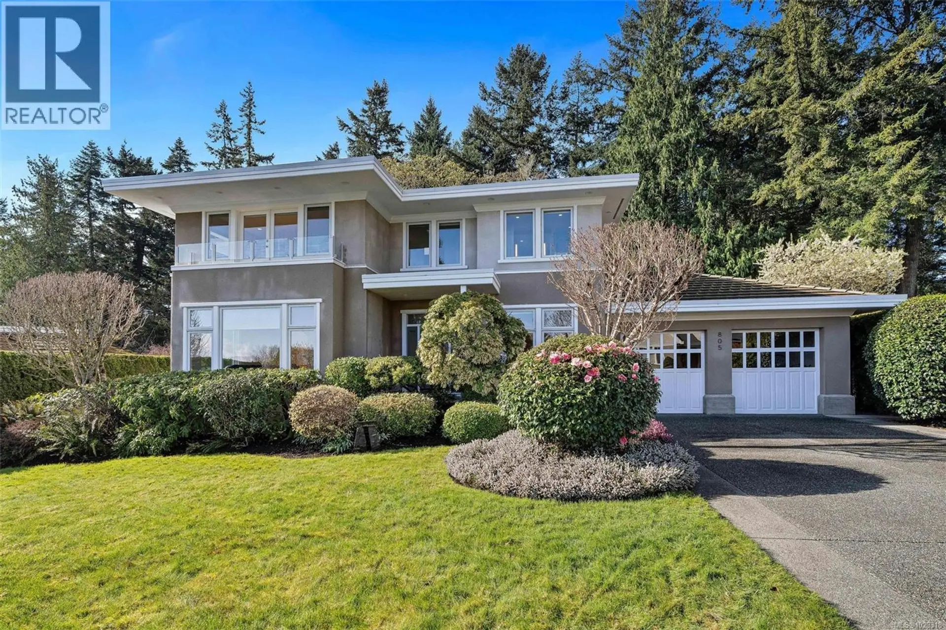 Property at 805 Del Monte Lane, Saanich, BC