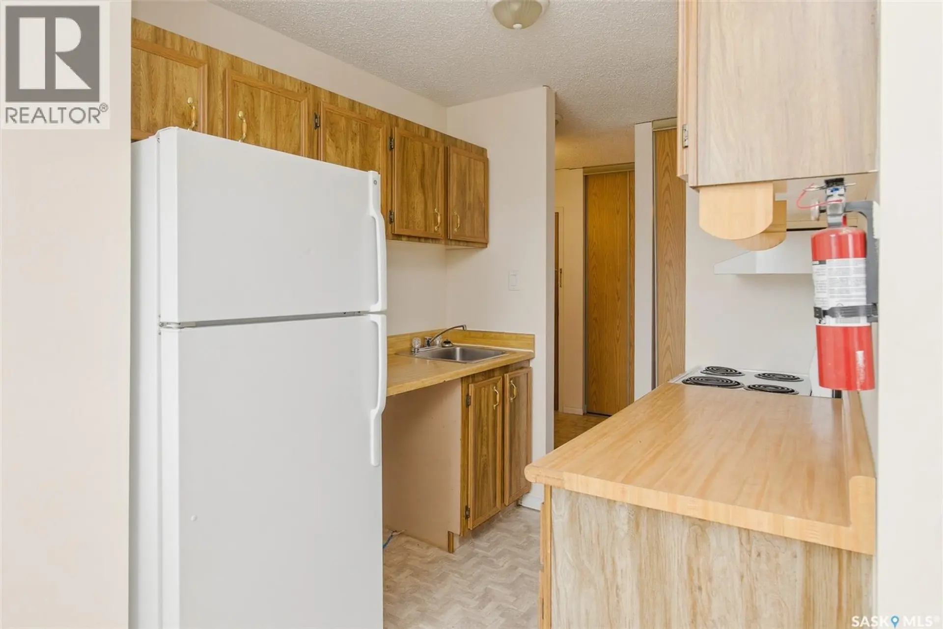#301 35 alport CRESCENT - Image 6