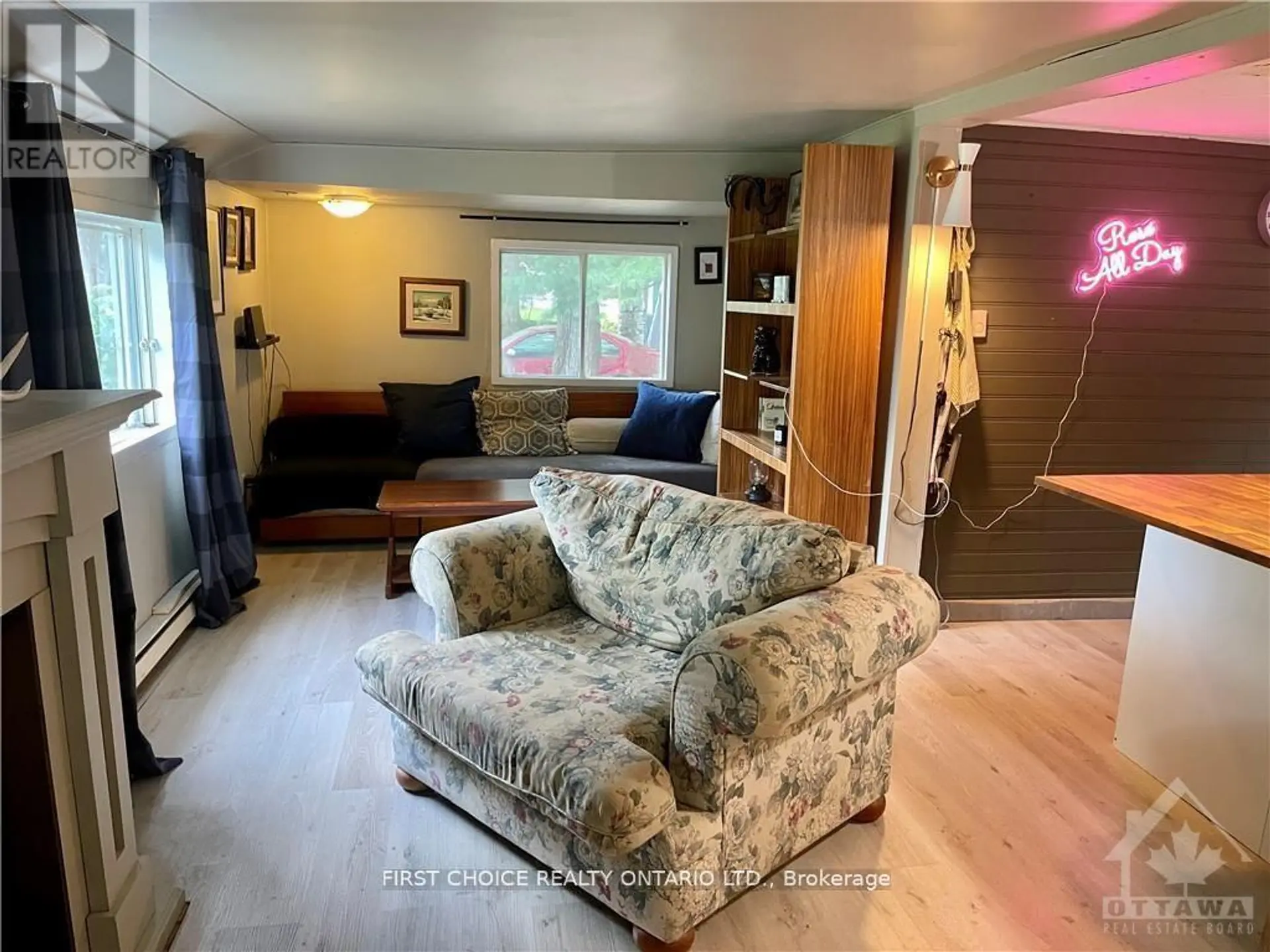 397 BAYVIEW DRIVE - Image 4