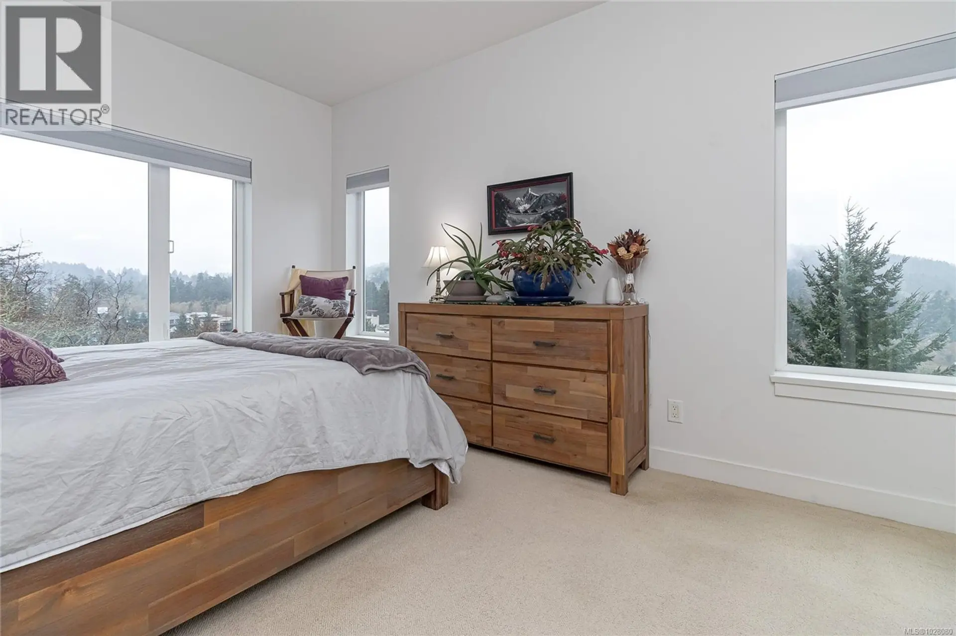 #303 286 Wilfert Rd - Image 8