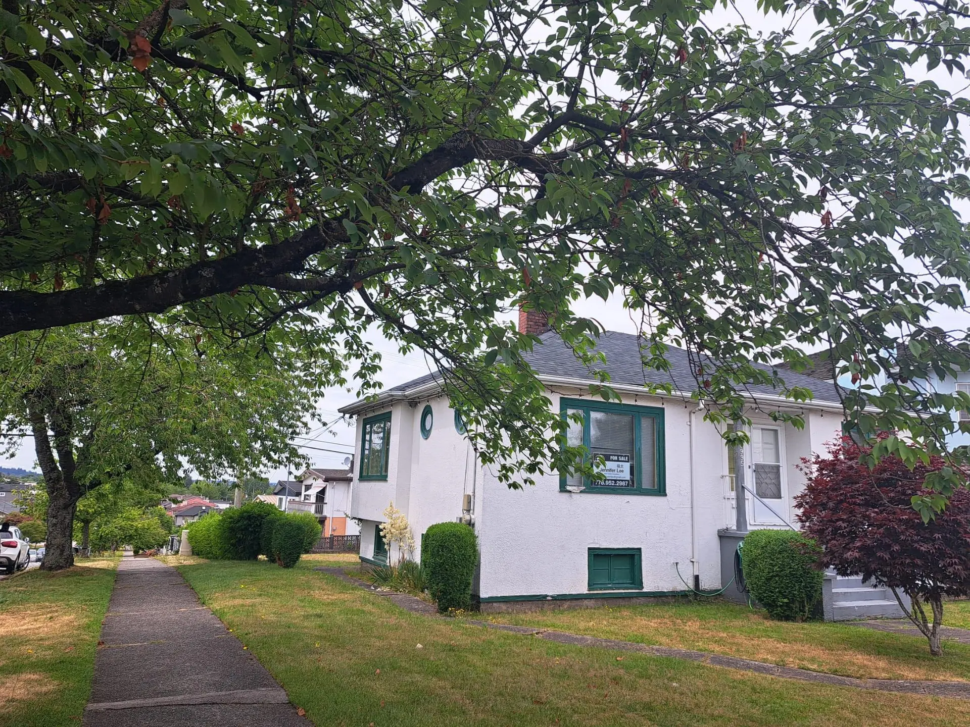 3995 Slocan Street - Image 2
