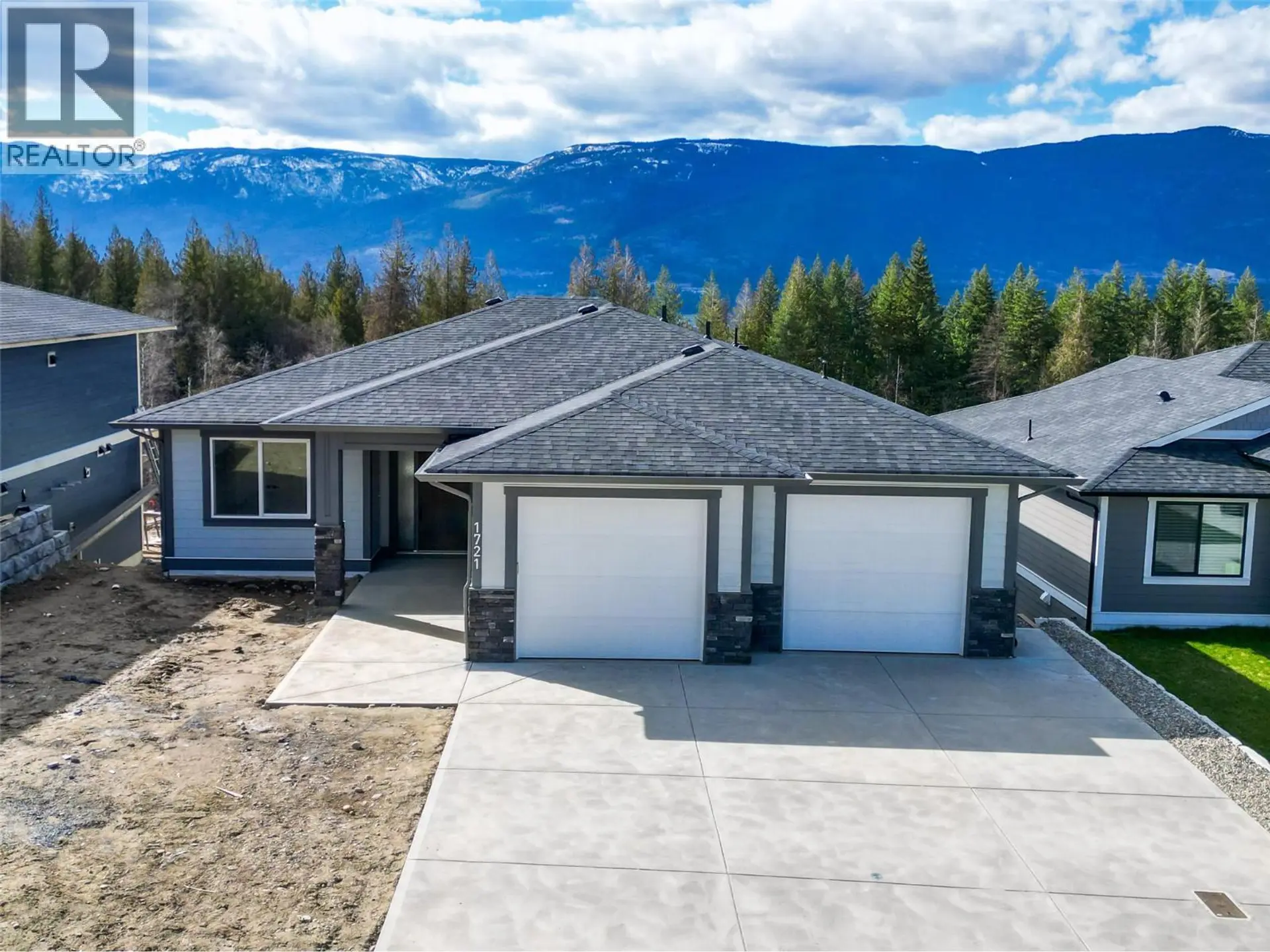Property at 1721 9 Street SE, Salmon Arm, BC