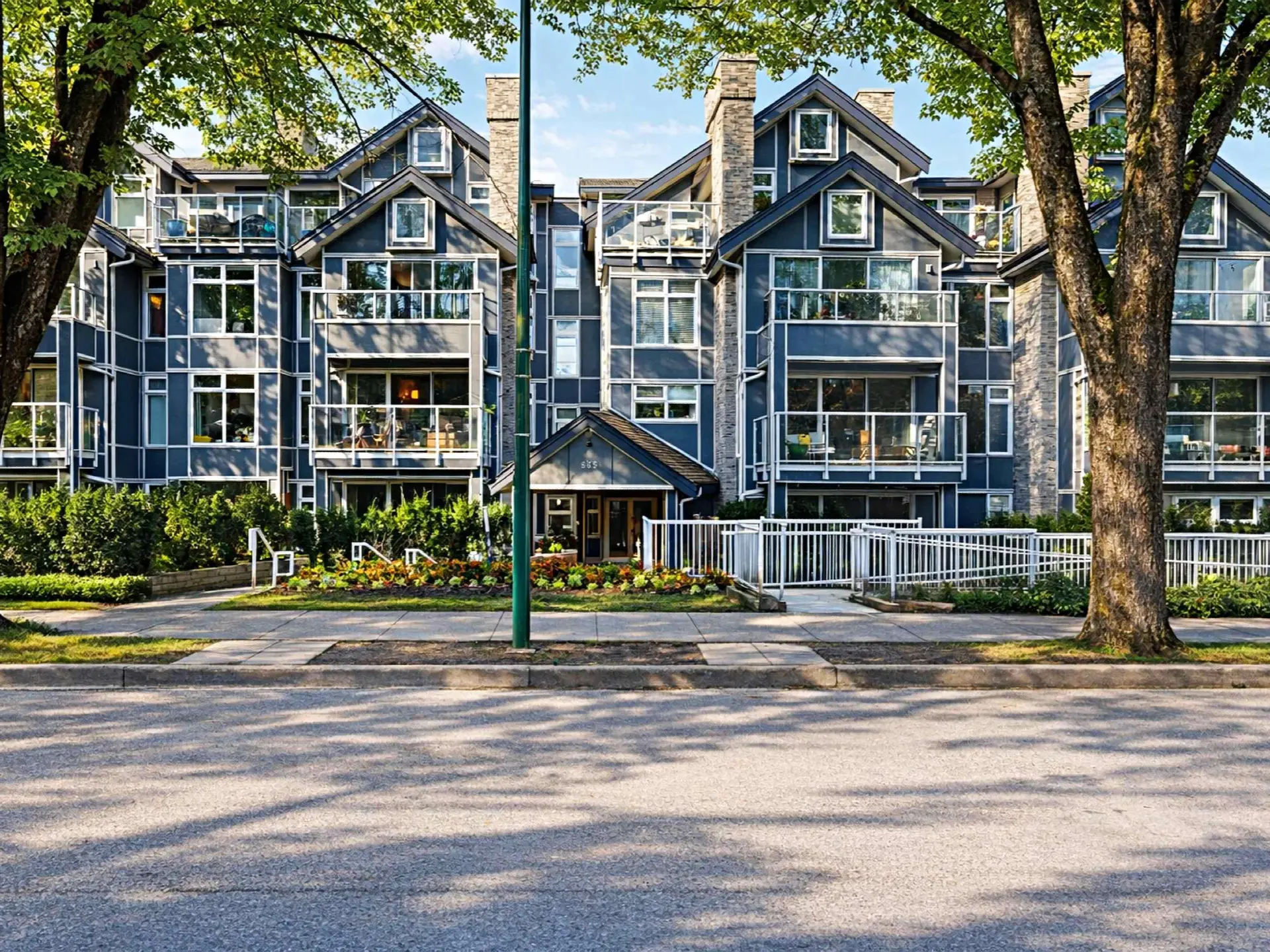 Property at #307 865 W 15th Avenue, Vancouver, BC