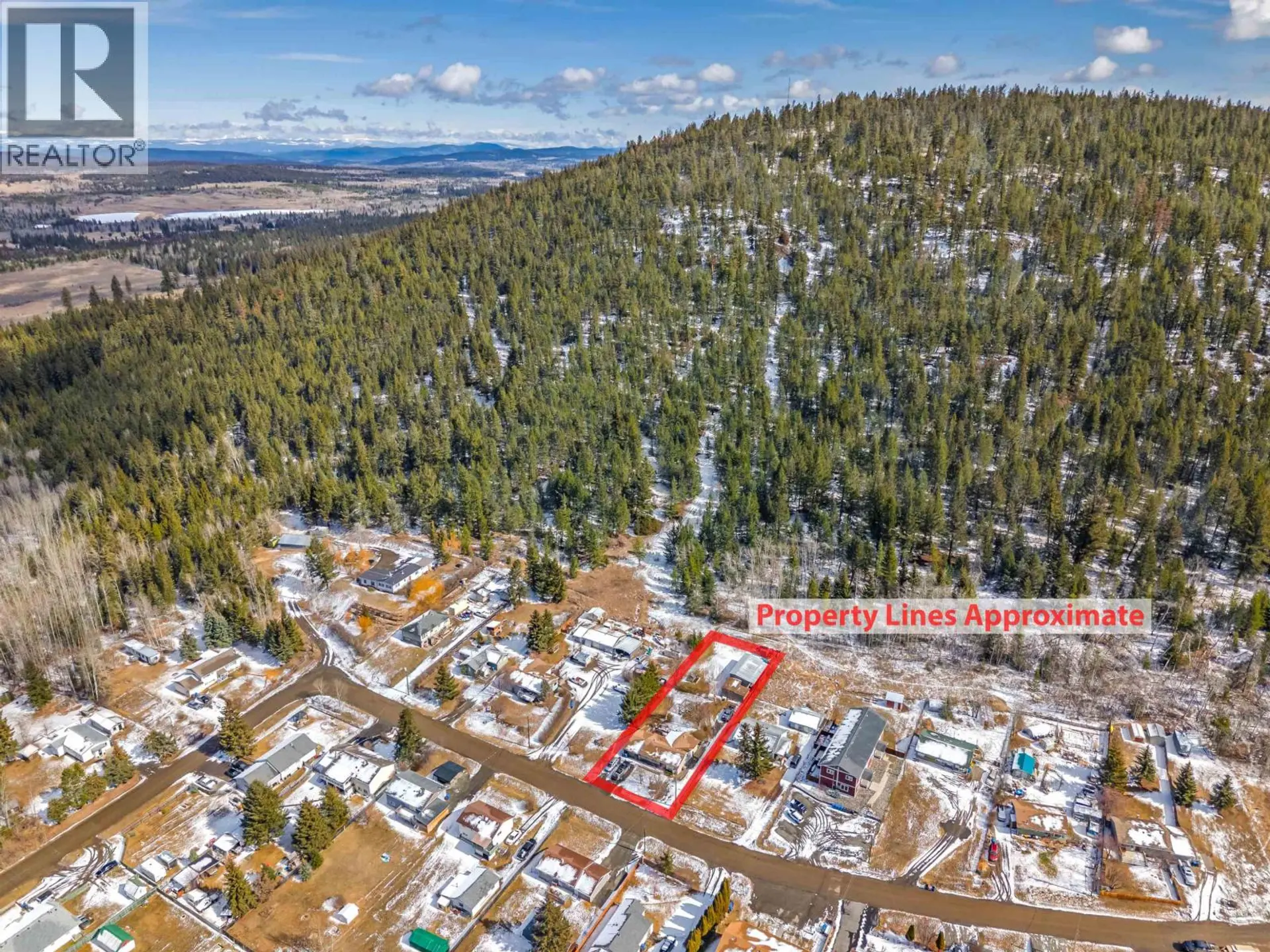 Property at 236 BLACKSTOCK ROAD, 100 Mile House, BC