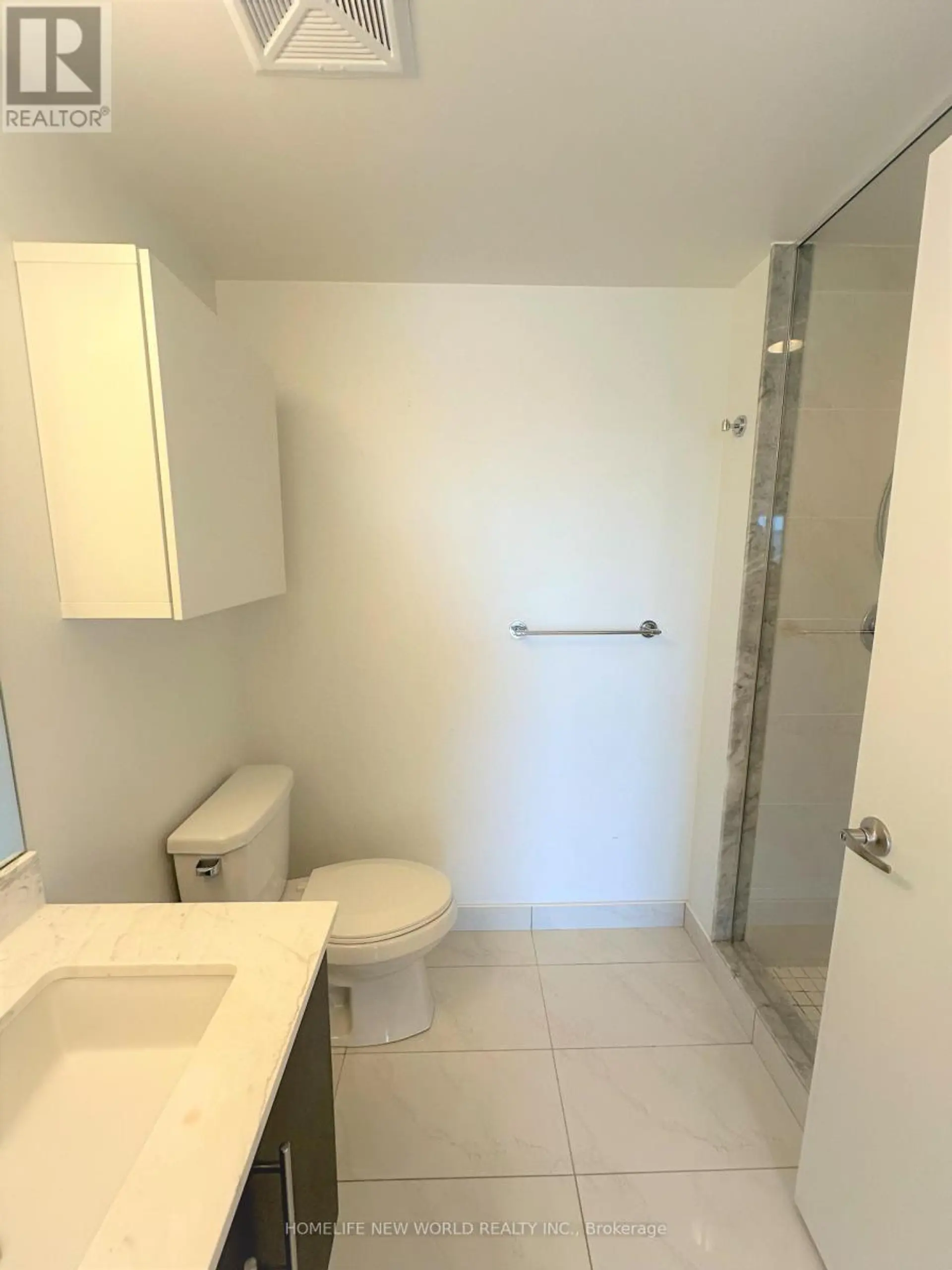 #1211 58 ORCHARD VIEW BOULEVARD - Image 8