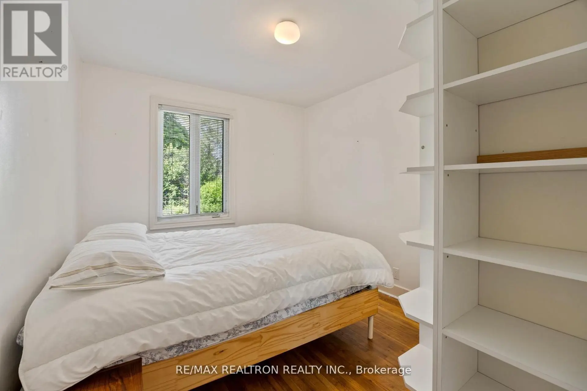 598 COLDSTREAM AVENUE - Image 7