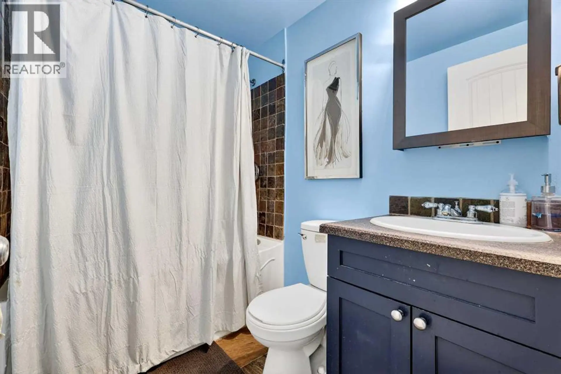 #102 1312 13 AVENUE SW - Image 11