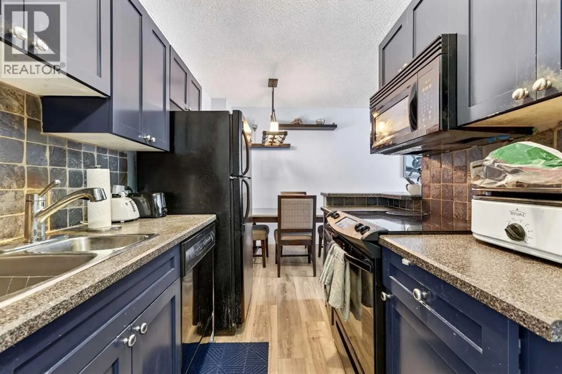 #102 1312 13 AVENUE SW - Image 7