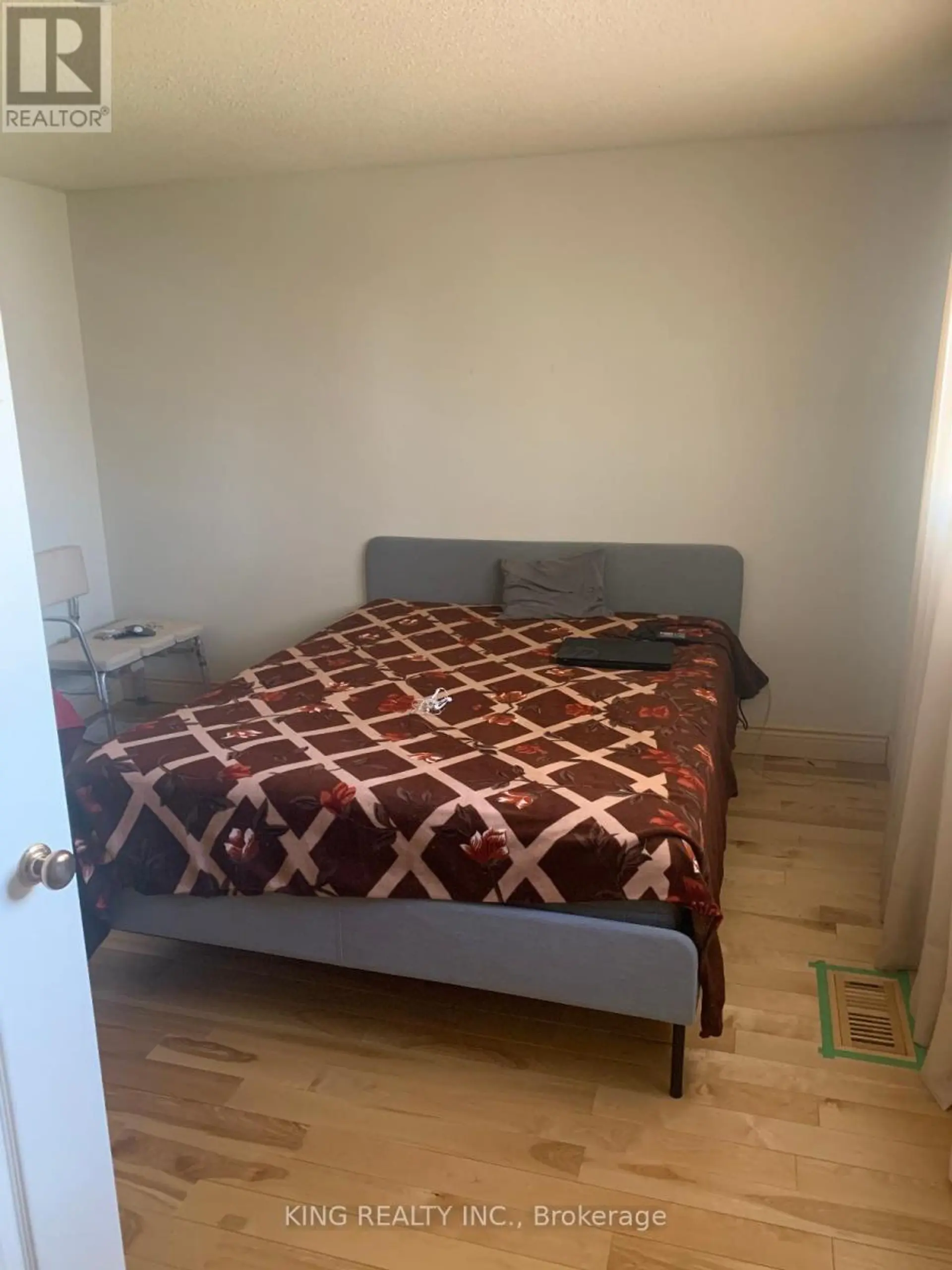 104 ELGIN DRIVE - Image 4