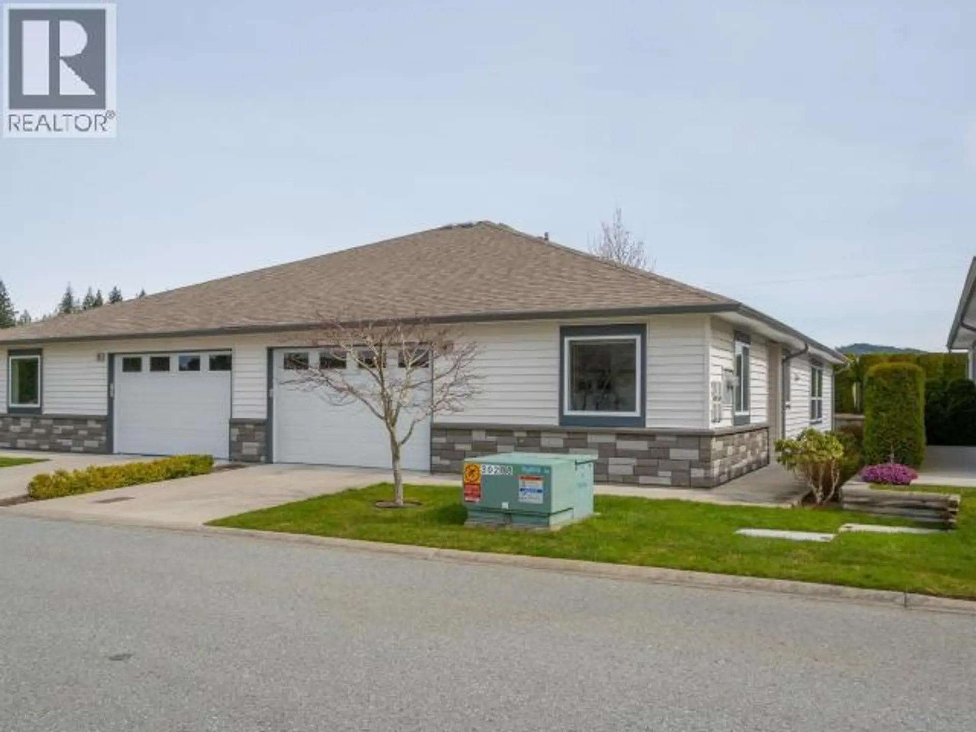 Property at #4 4415 MANSON AVE, Powell River, BC