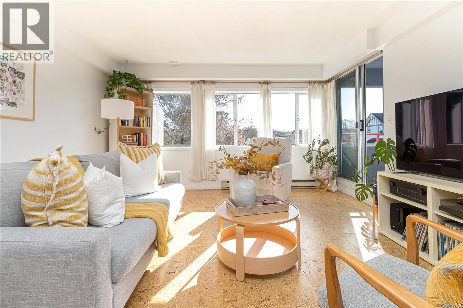 Property at #5 313 Cook St, Victoria, BC