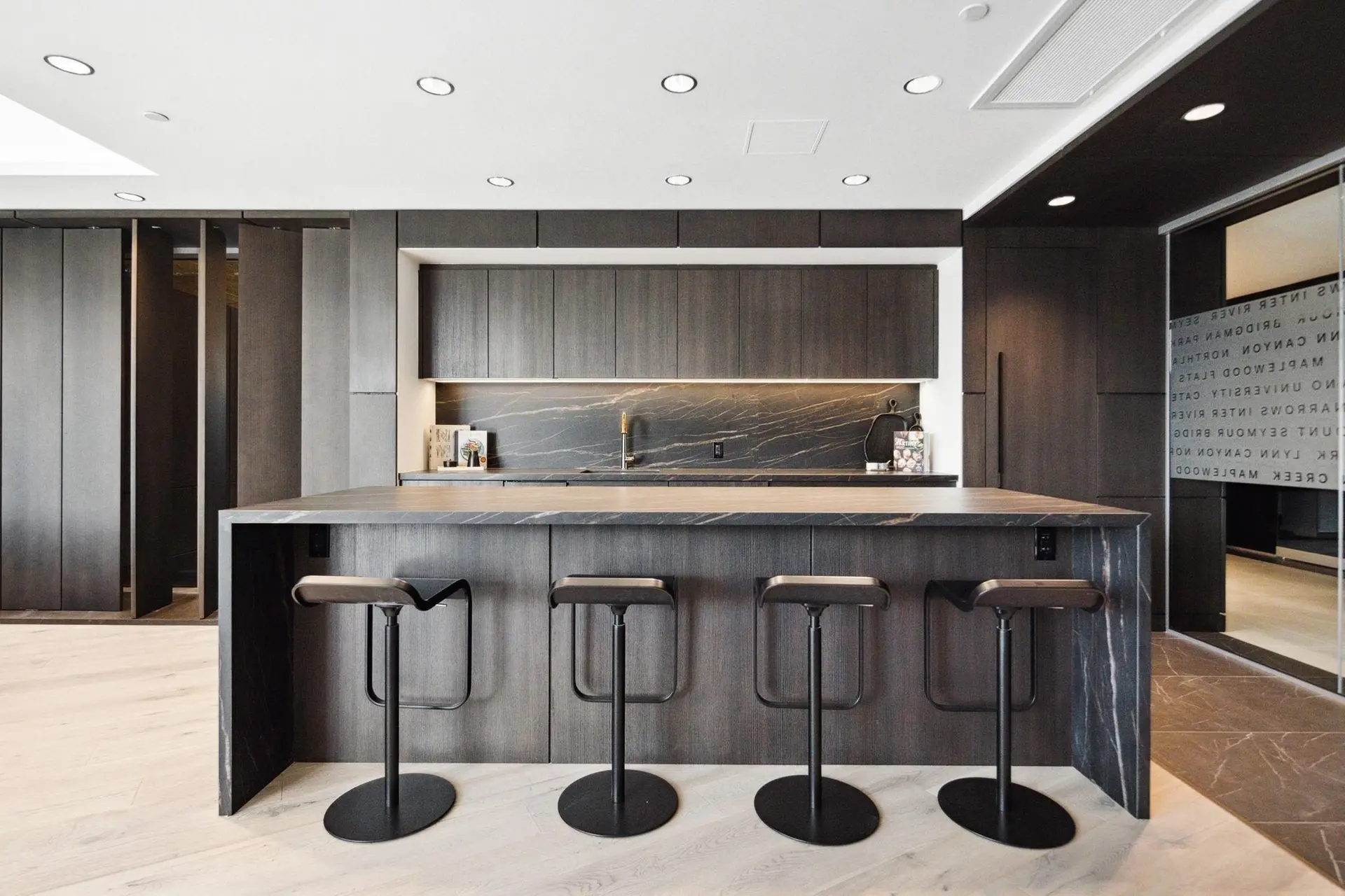 #1005 1500 Fern Street - Image 14