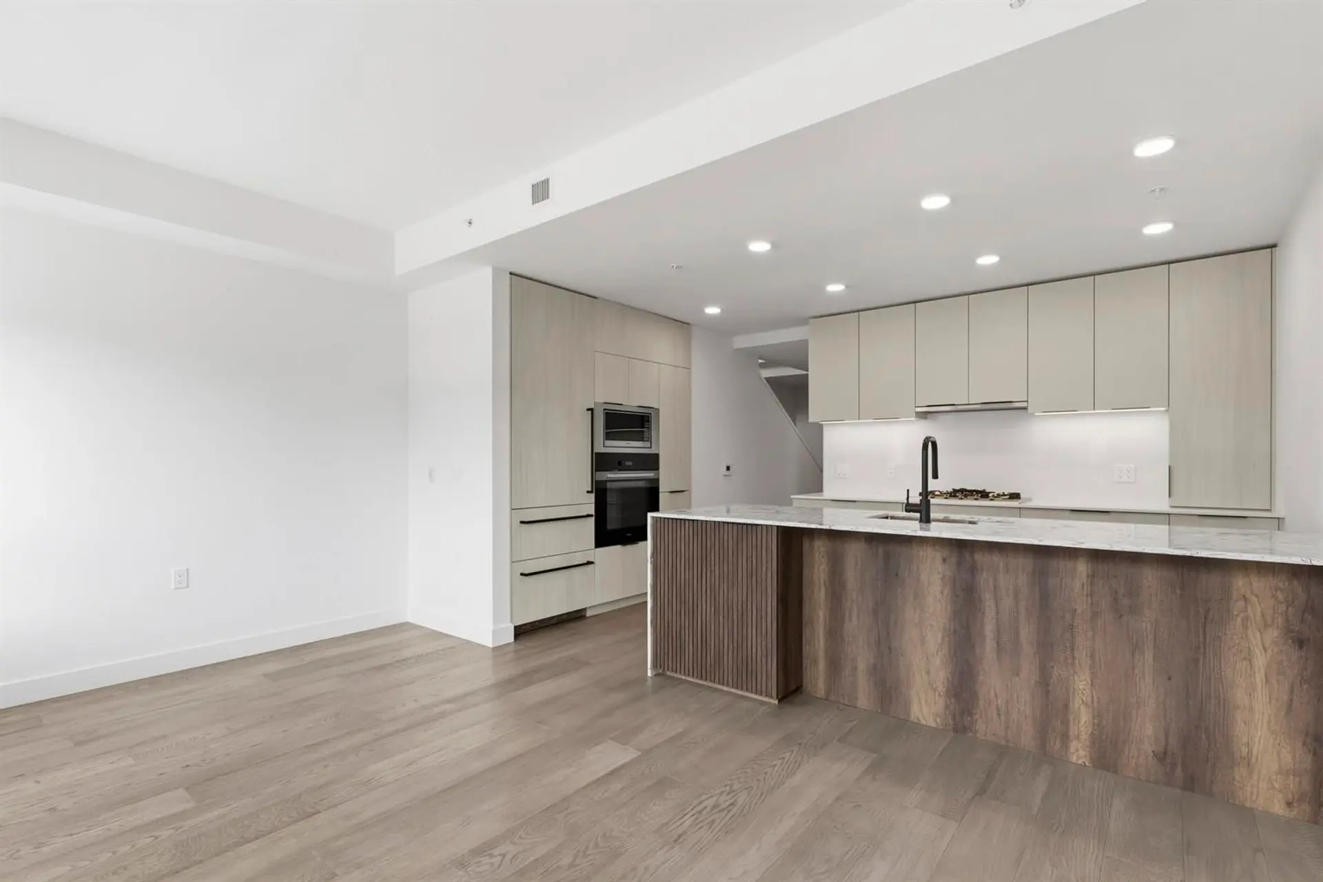 Property at #304 3590 W 39th Avenue, Vancouver, BC