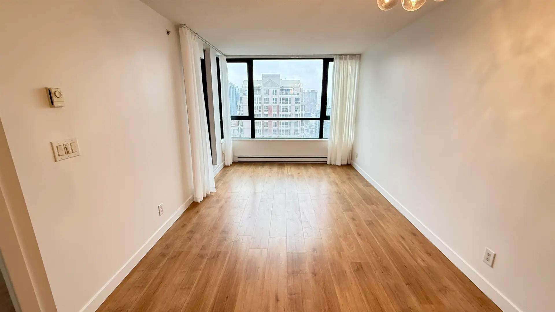 #3008 909 Mainland Street - Image 3