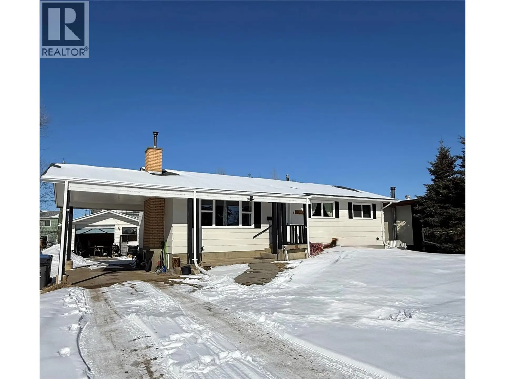 Property at 1920 108 Avenue, Dawson Creek, BC